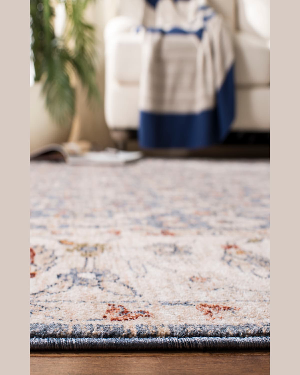 Ralph Lauren Helena Ivory/blue Power-loomed Rug, 5' X 8' In Ivory / Blue