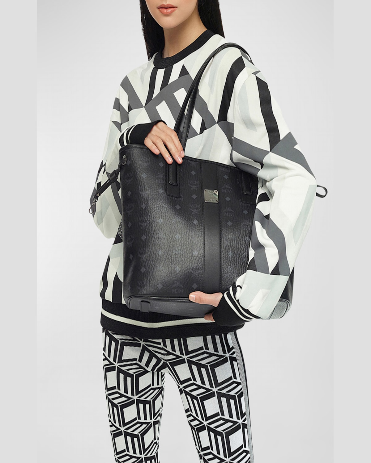 Mcm Liz Large Reversible Visetos Shopper Tote Bag In Black