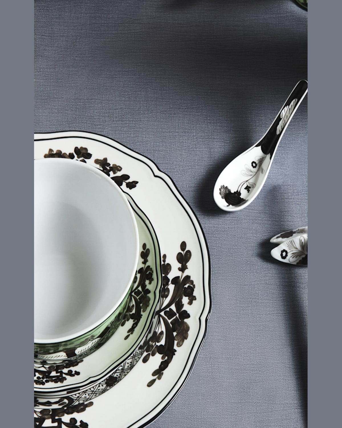 Richard Ginori Oriente Italiano Soup Plate