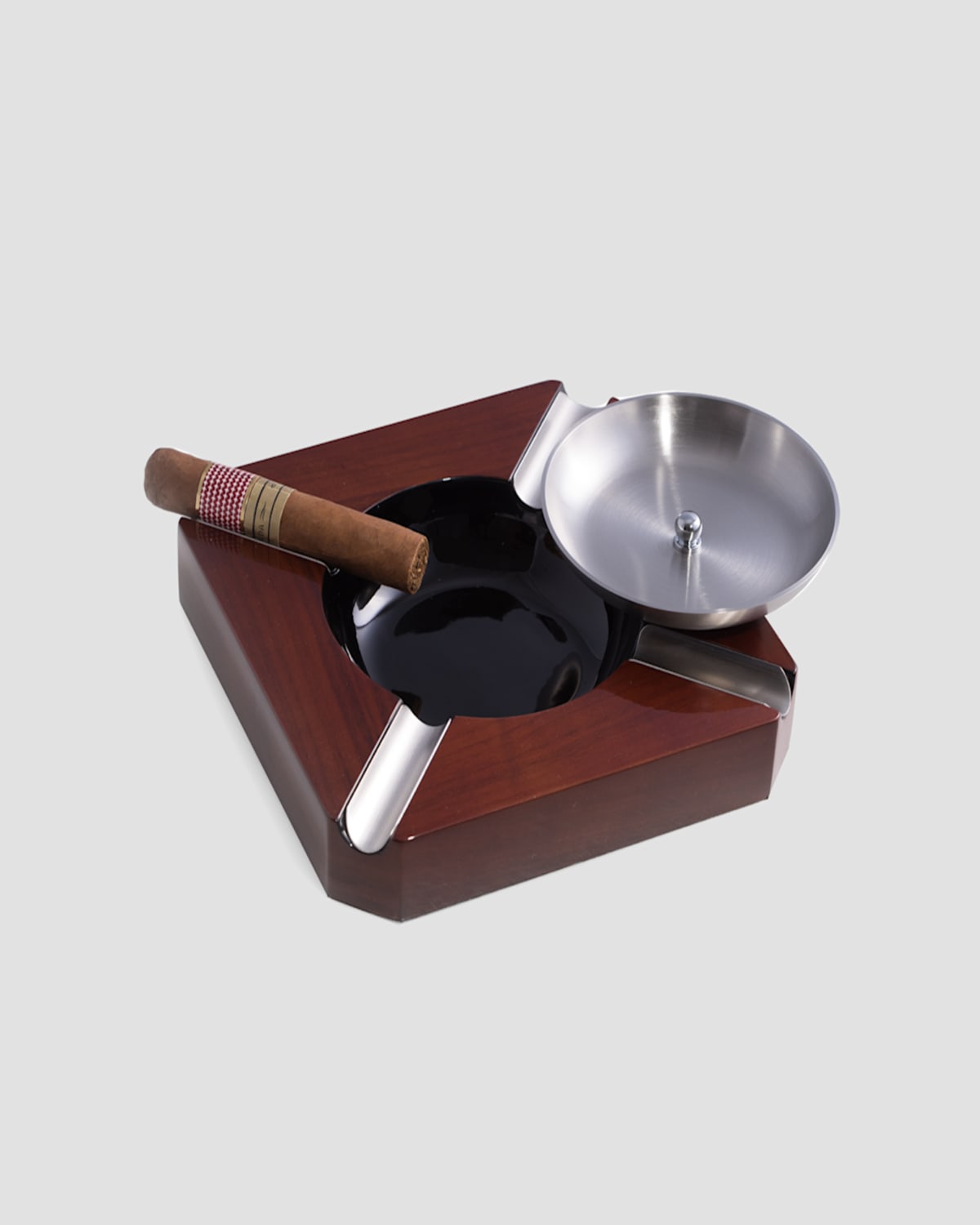 Bey-berk Walnut Wood Cigar Ashtray