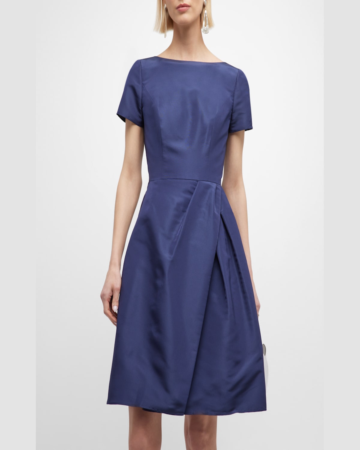 Shop Carolina Herrera Icon Bateau Neck Short-sleeve Dress In Midnight