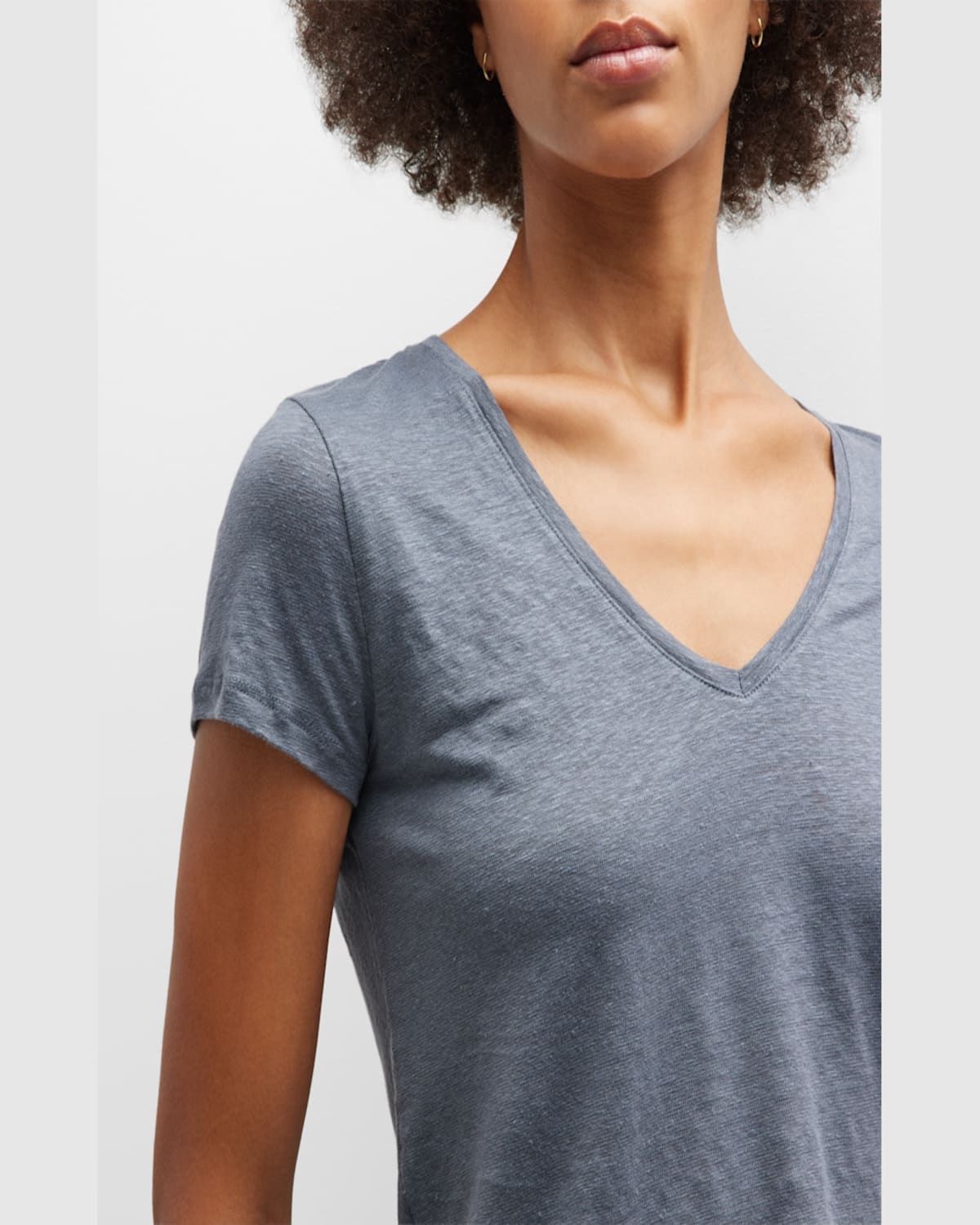 MAJESTIC V-NECK SHORT-SLEEVE STRETCH LINEN T-SHIRT 