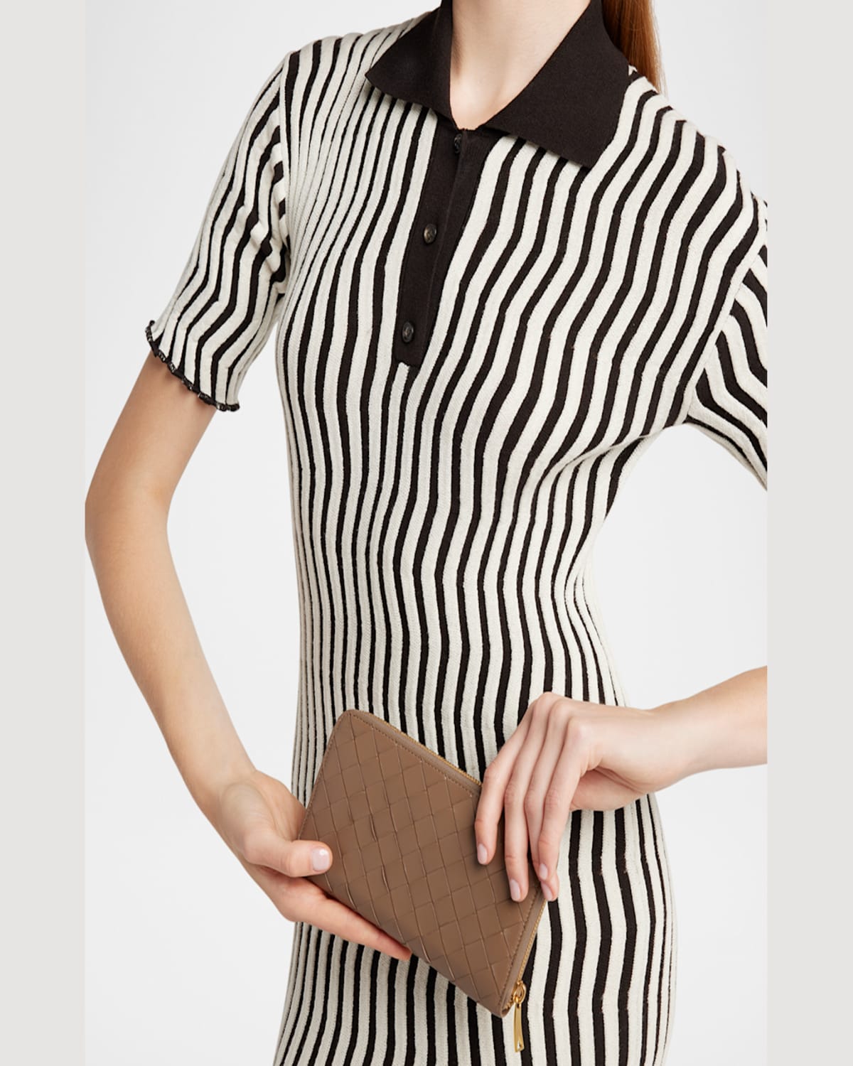 Bottega Veneta Intrecciato Zip-around Wallet In Pinecone