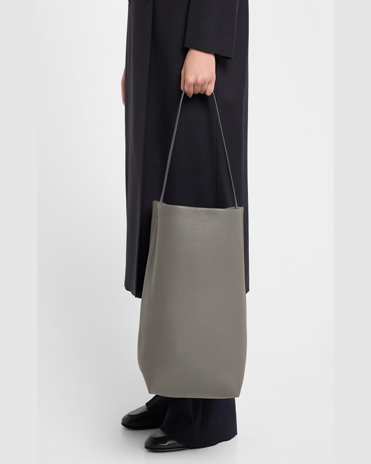 The Row N/s Park Tote Large In Lux Grained Calfksin In Timouse Grey