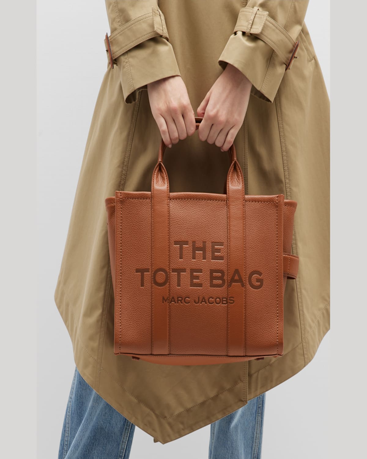 Marc Jacobs The Leather Medium Tote Bag In Bow Pink