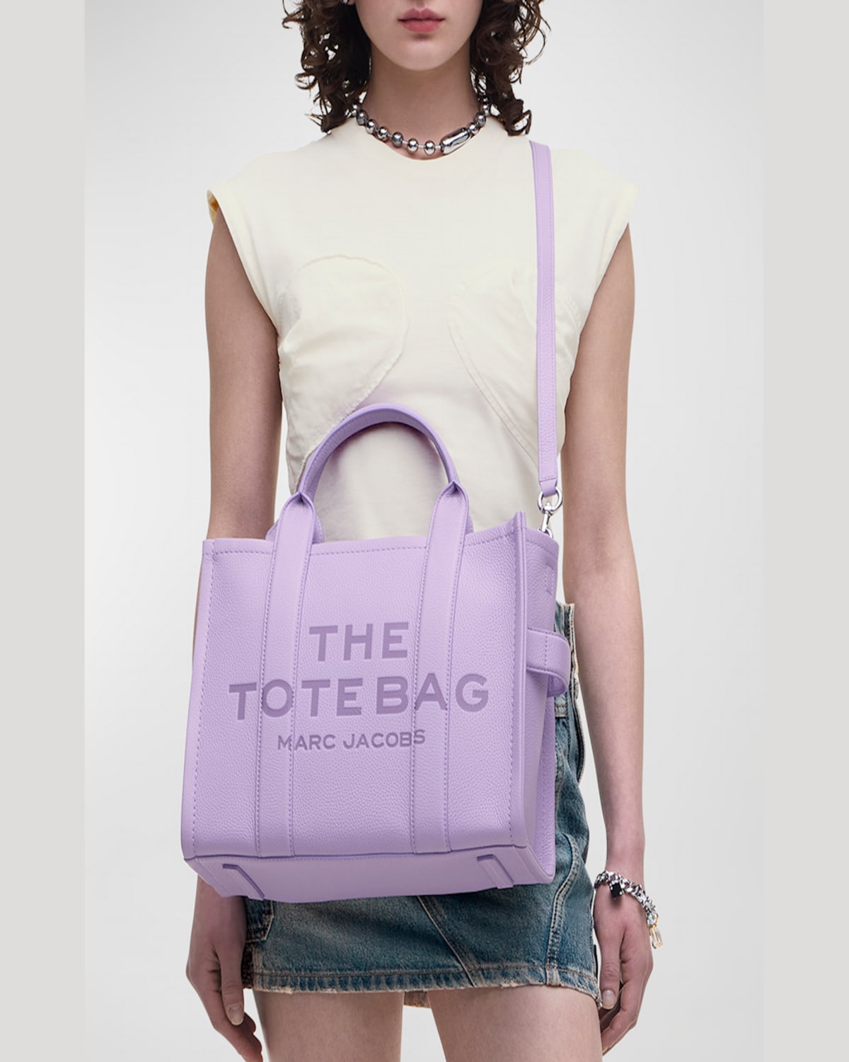 Marc Jacobs The Leather Medium Tote Bag In Wisteria