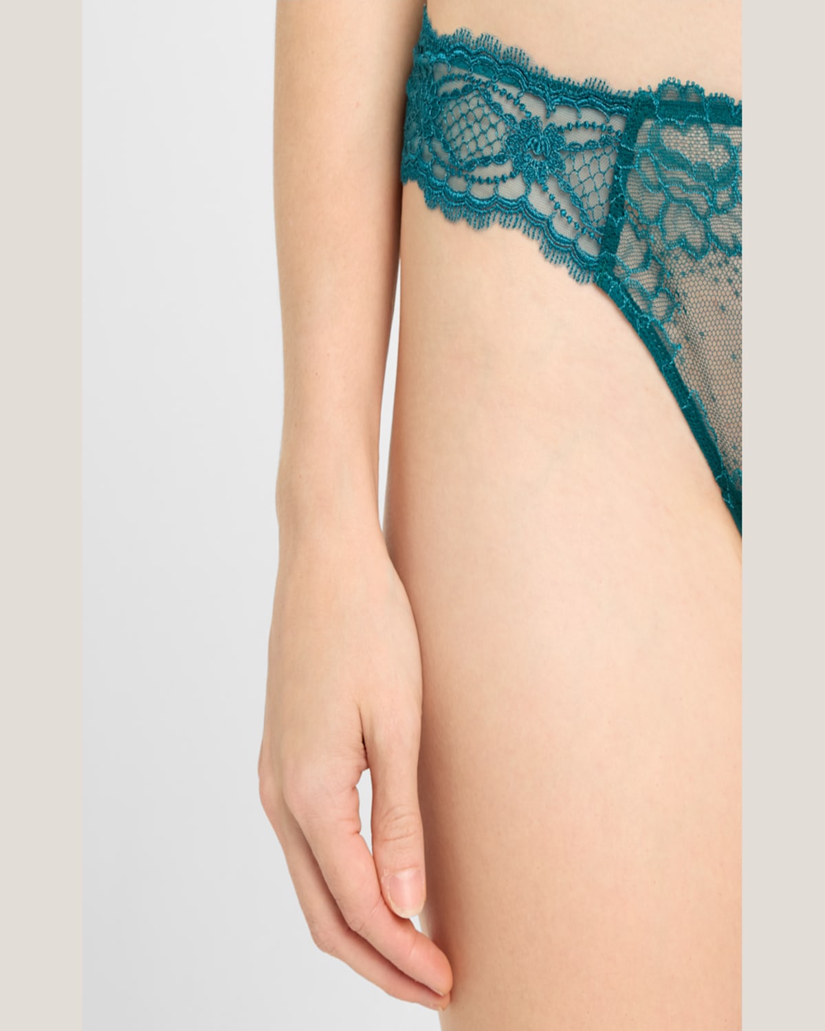 Lise Charmel Sublime En Dentelle Lace Thong In Vp/vert Princesse