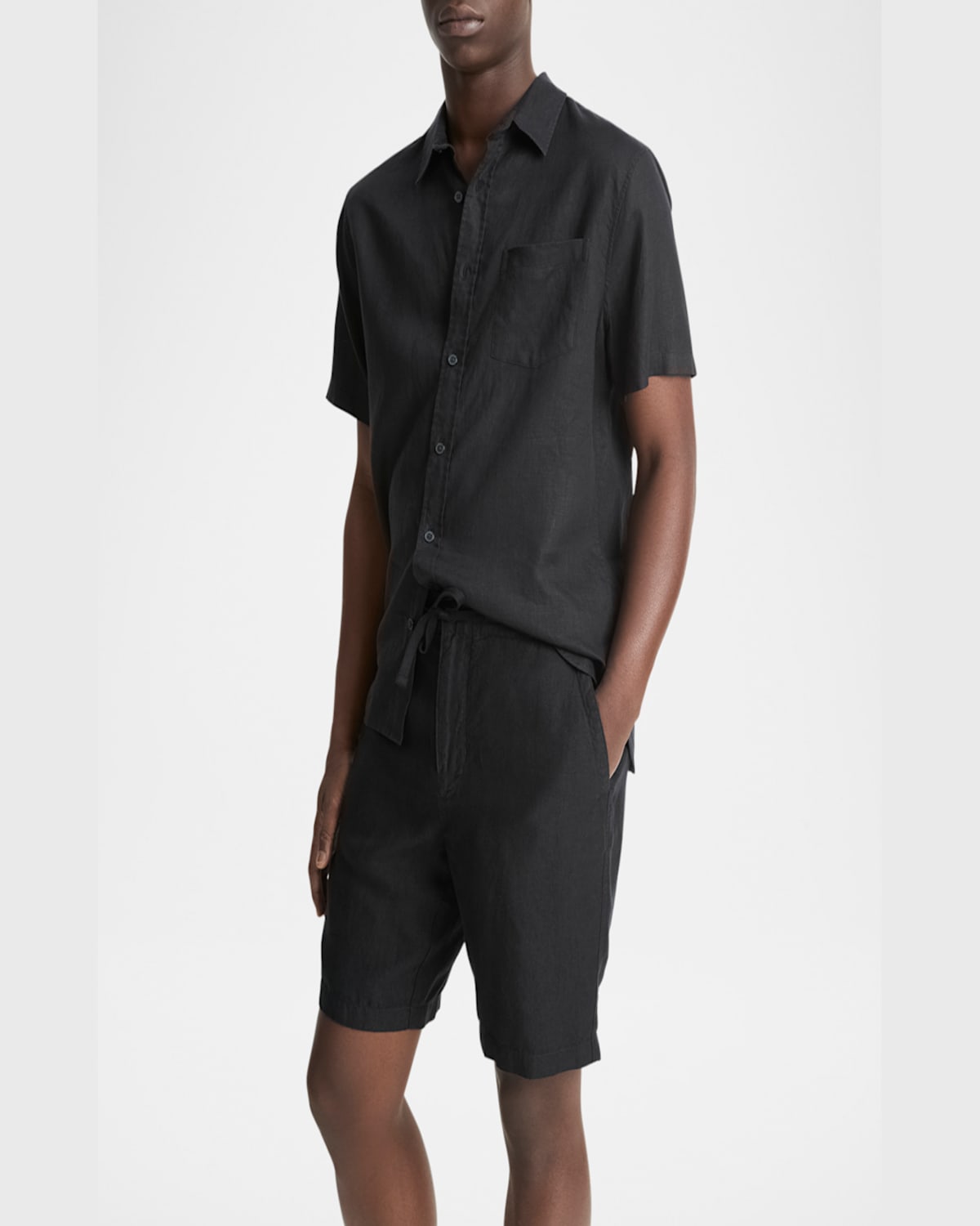 Vince Lightweight Hemp 9 Shorts Coastal In Black
