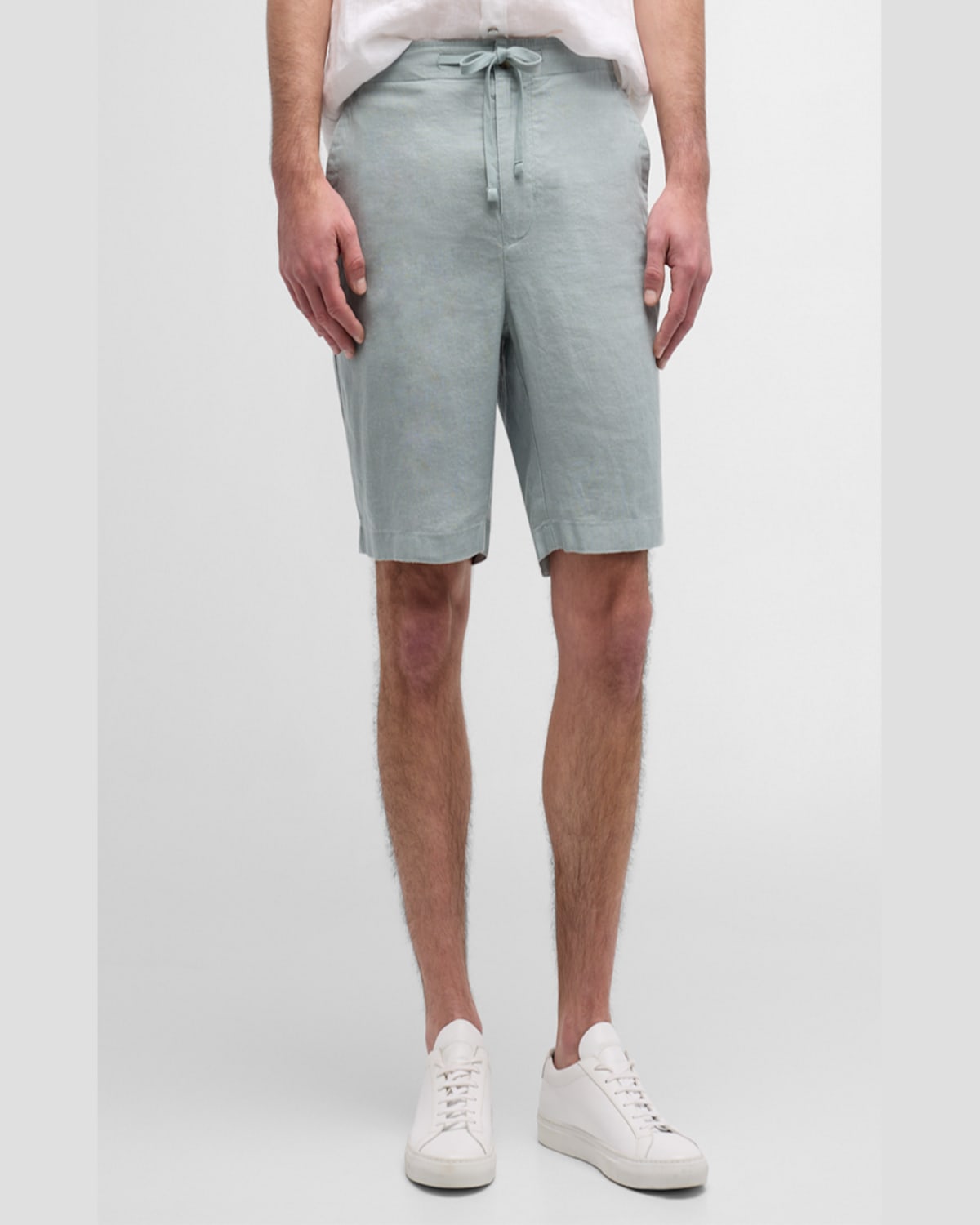 Vince Lightweight Hemp 9 Shorts Coastal In Black