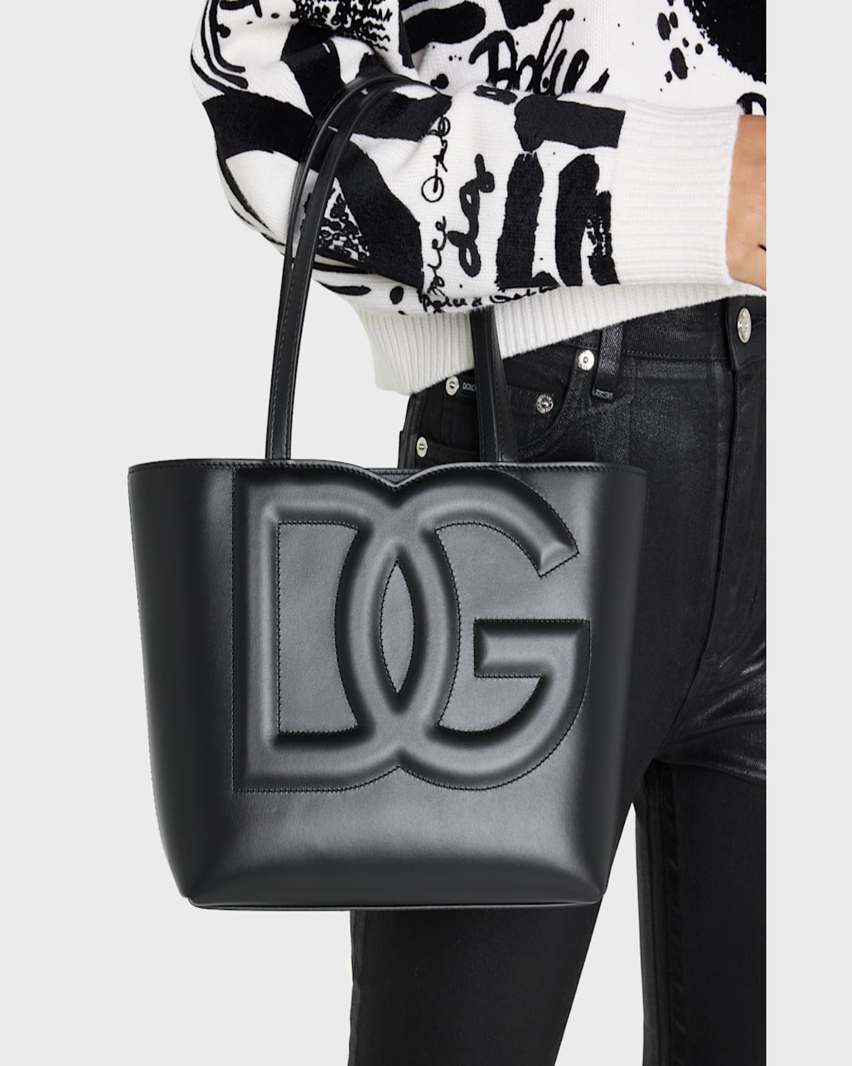 Dolce & Gabbana Dg Logo Leather Tote Bag In Nero