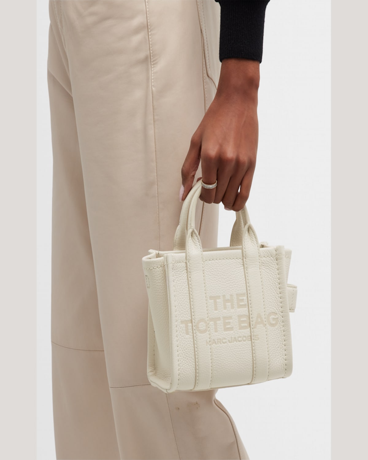 Marc Jacobs The Leather Crossbody Tote Bag In Camel