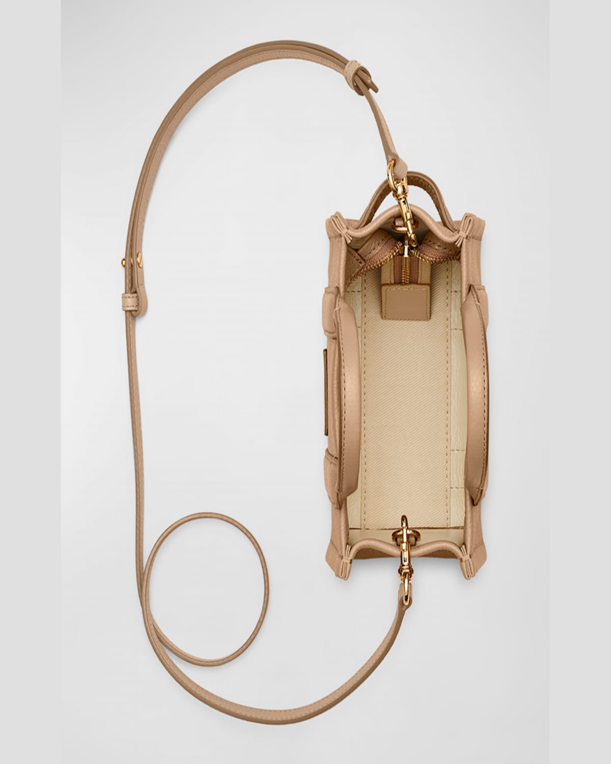 Marc Jacobs The Leather Crossbody Tote Bag In Camel