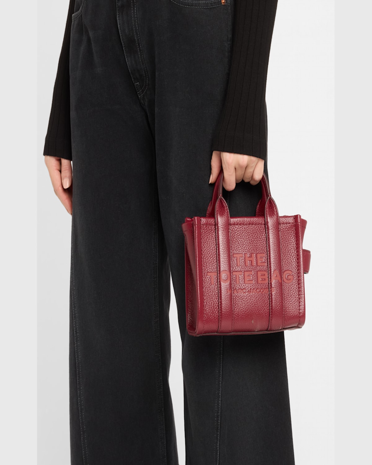 Marc Jacobs The Leather Crossbody Tote Bag In Cherry