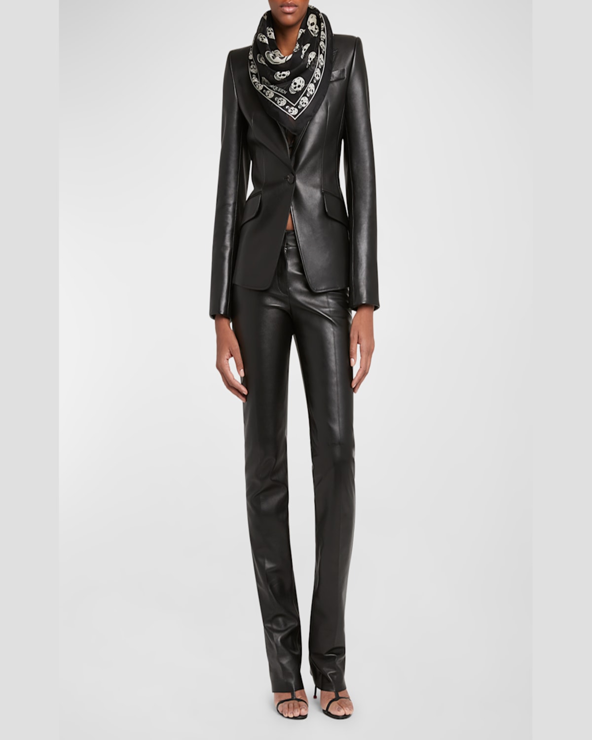 Alexander Mcqueen Skull Printed Frayed-edge Scarf In Black Ivory
