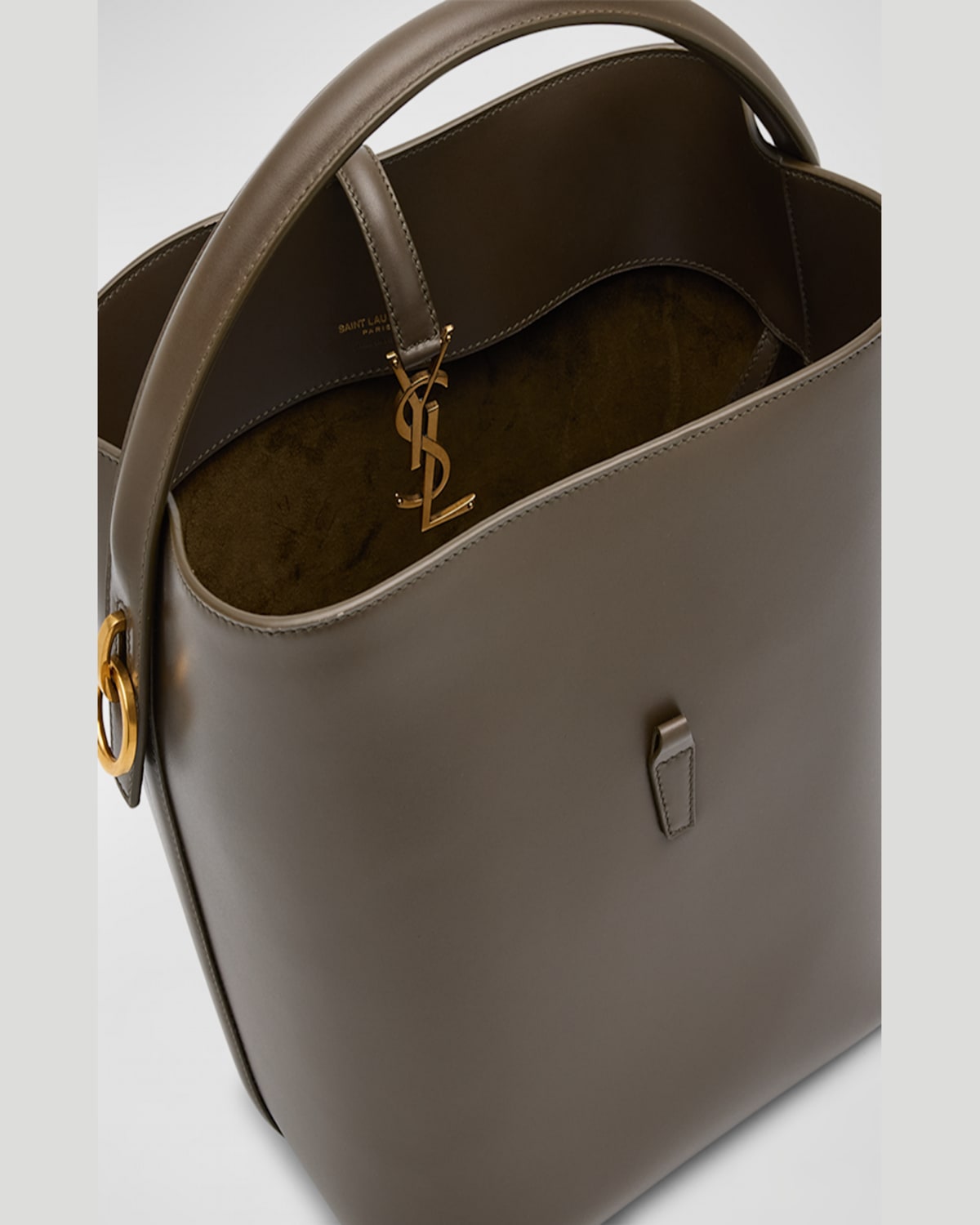 Saint Laurent Le 37 Ysl Bucket Bag In Smooth Leather In Deep Musk