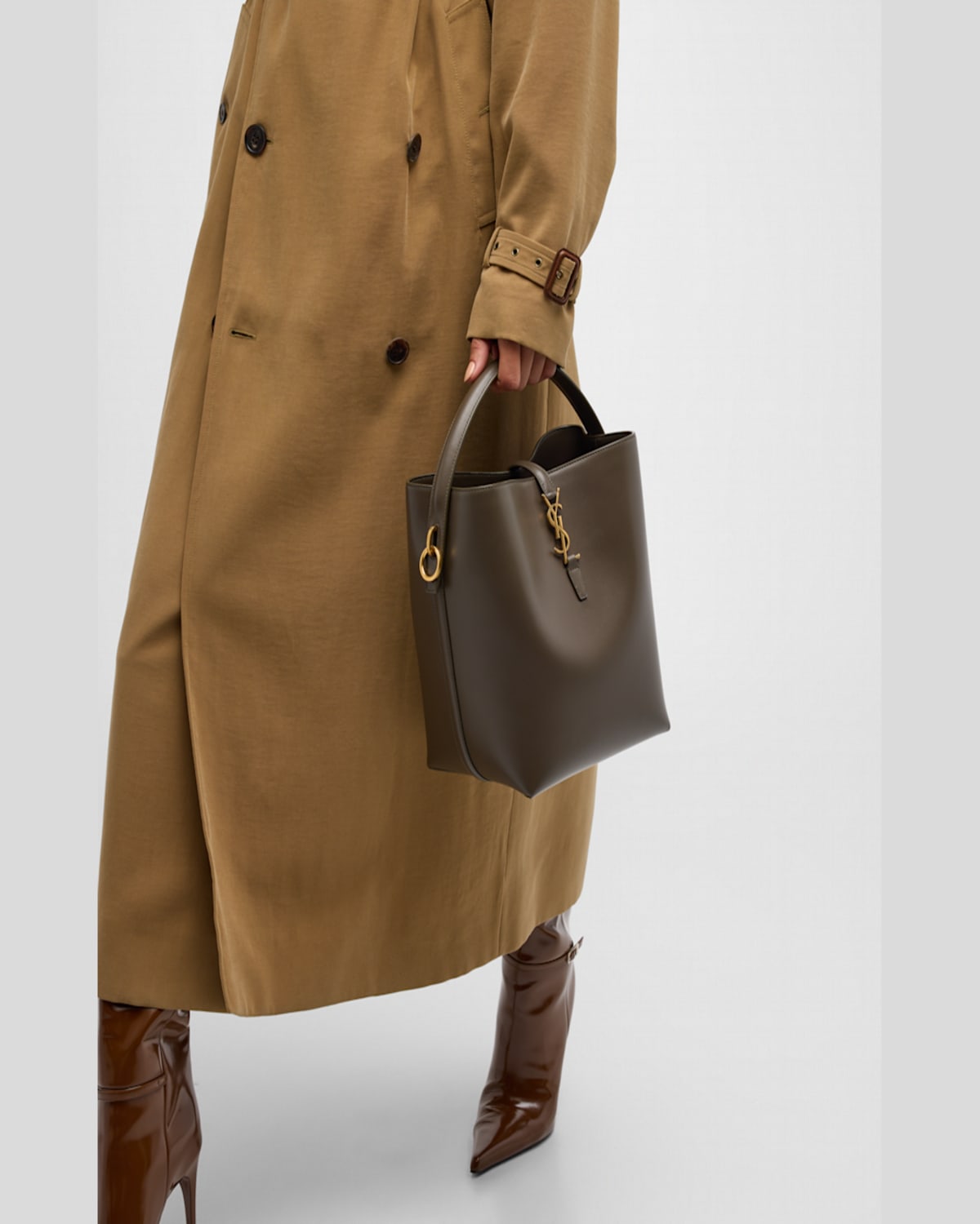 Saint Laurent Le 37 Ysl Bucket Bag In Smooth Leather In Deep Musk
