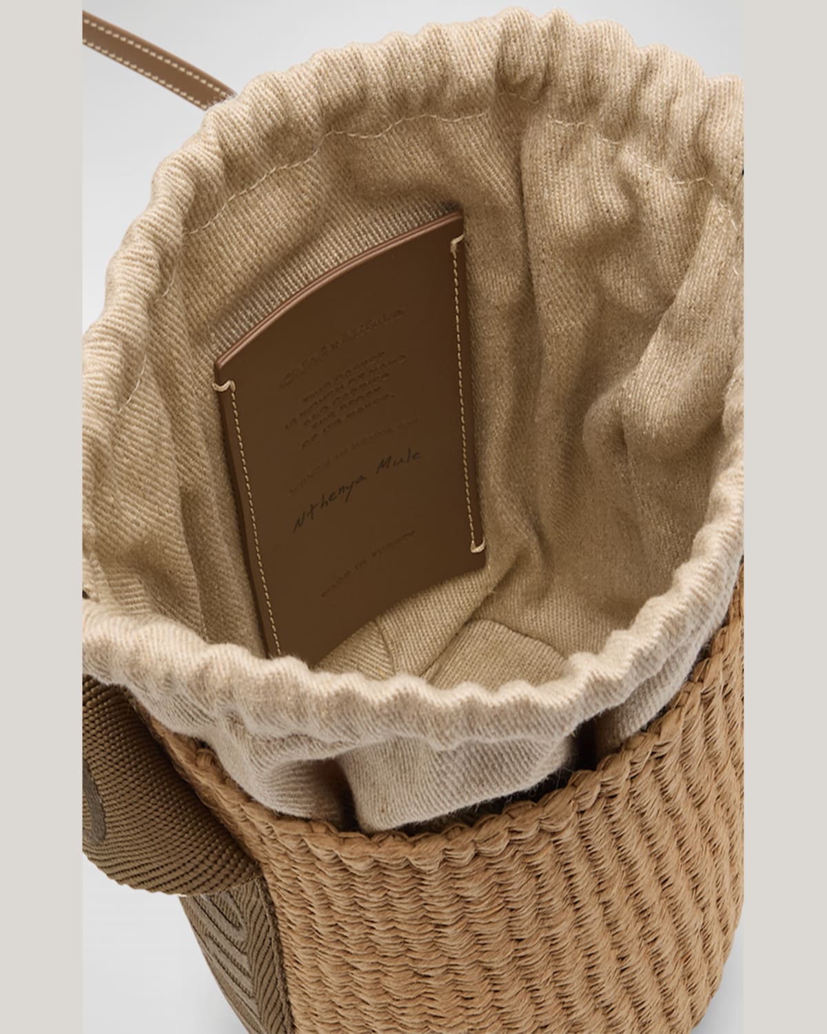 CHLOÉ WOODY SMALL MIFUKO BASKET BAG WITH LOGO WEBBING