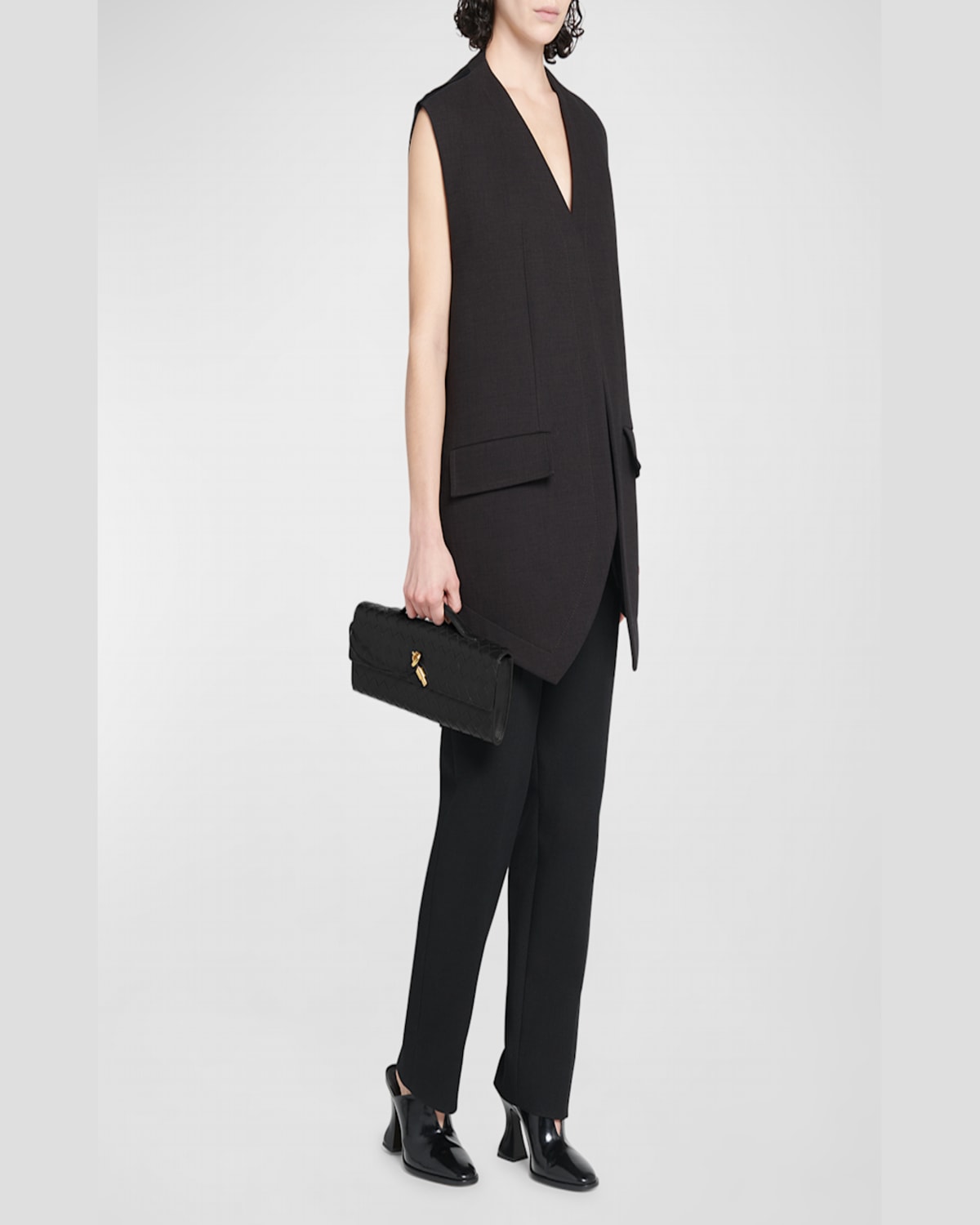 Bottega Veneta Long Andiamo Clutch Bag With Handle In Black