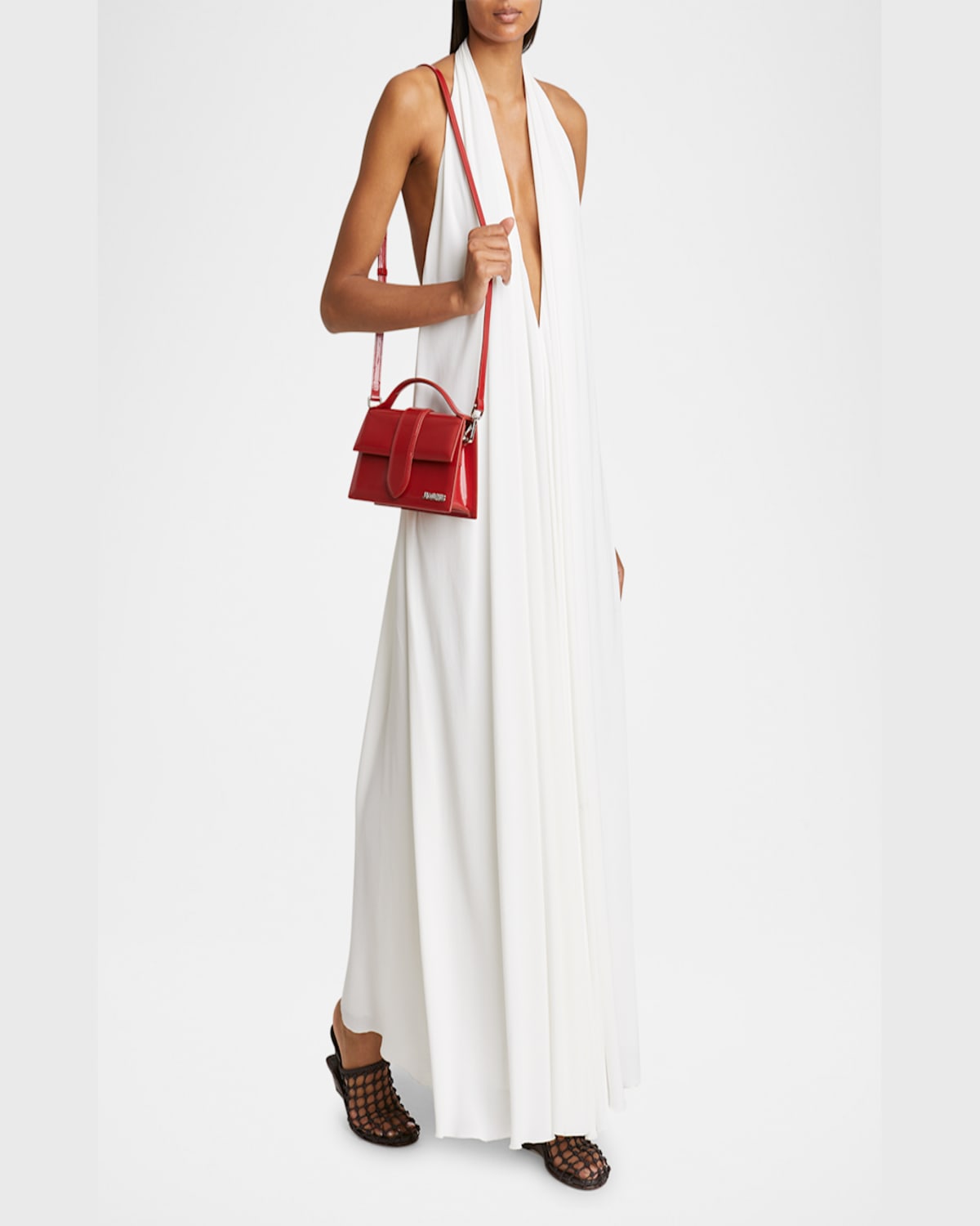 Jacquemus Schultertasche Le Grand Bambino Aus Lackleder In Red