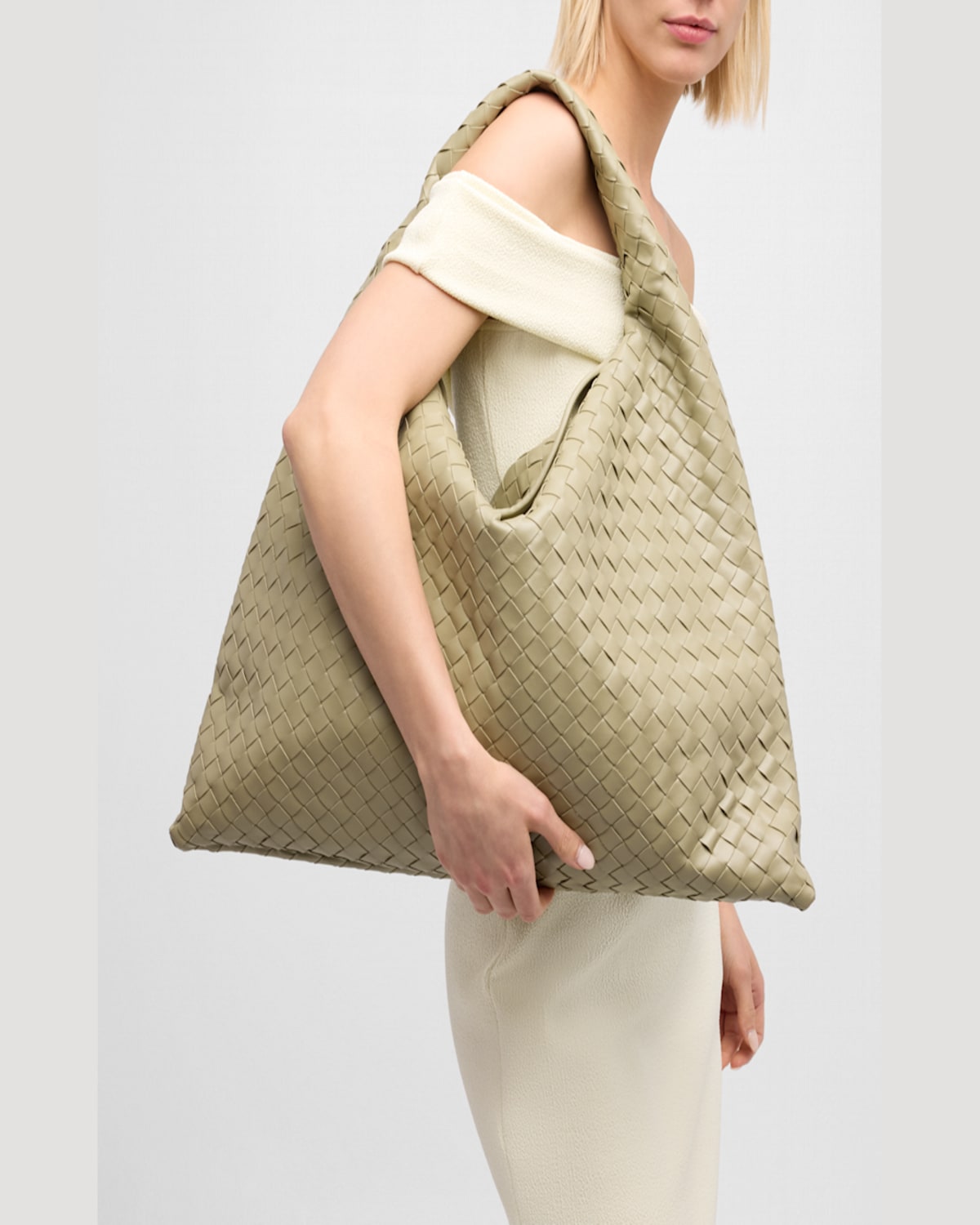 Bottega Veneta Large Hop Shoulder Bag In Travertine-muse
