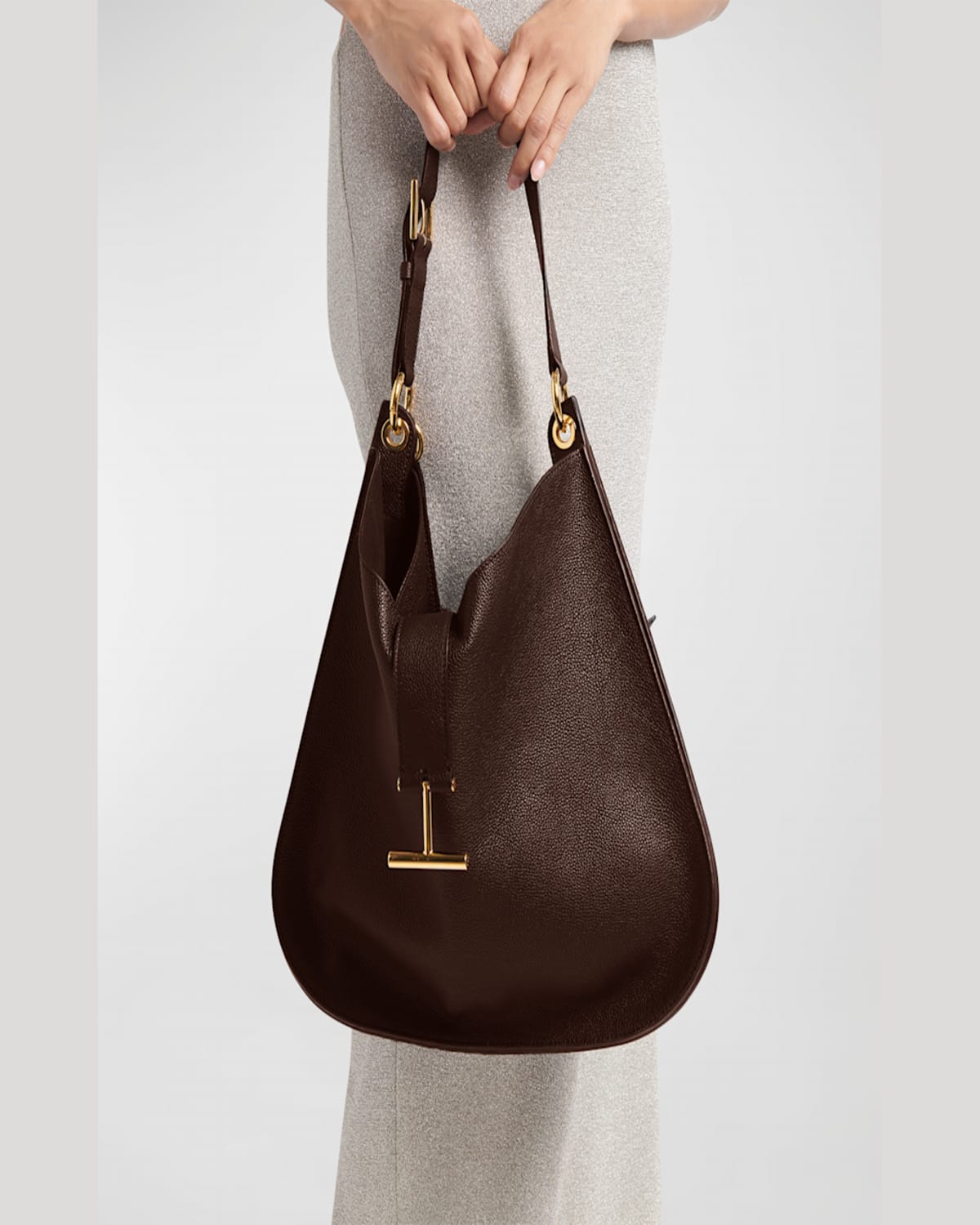 TOM FORD TARA LARGE HOBO CROSSBODY IN GRAINED LEATHER 