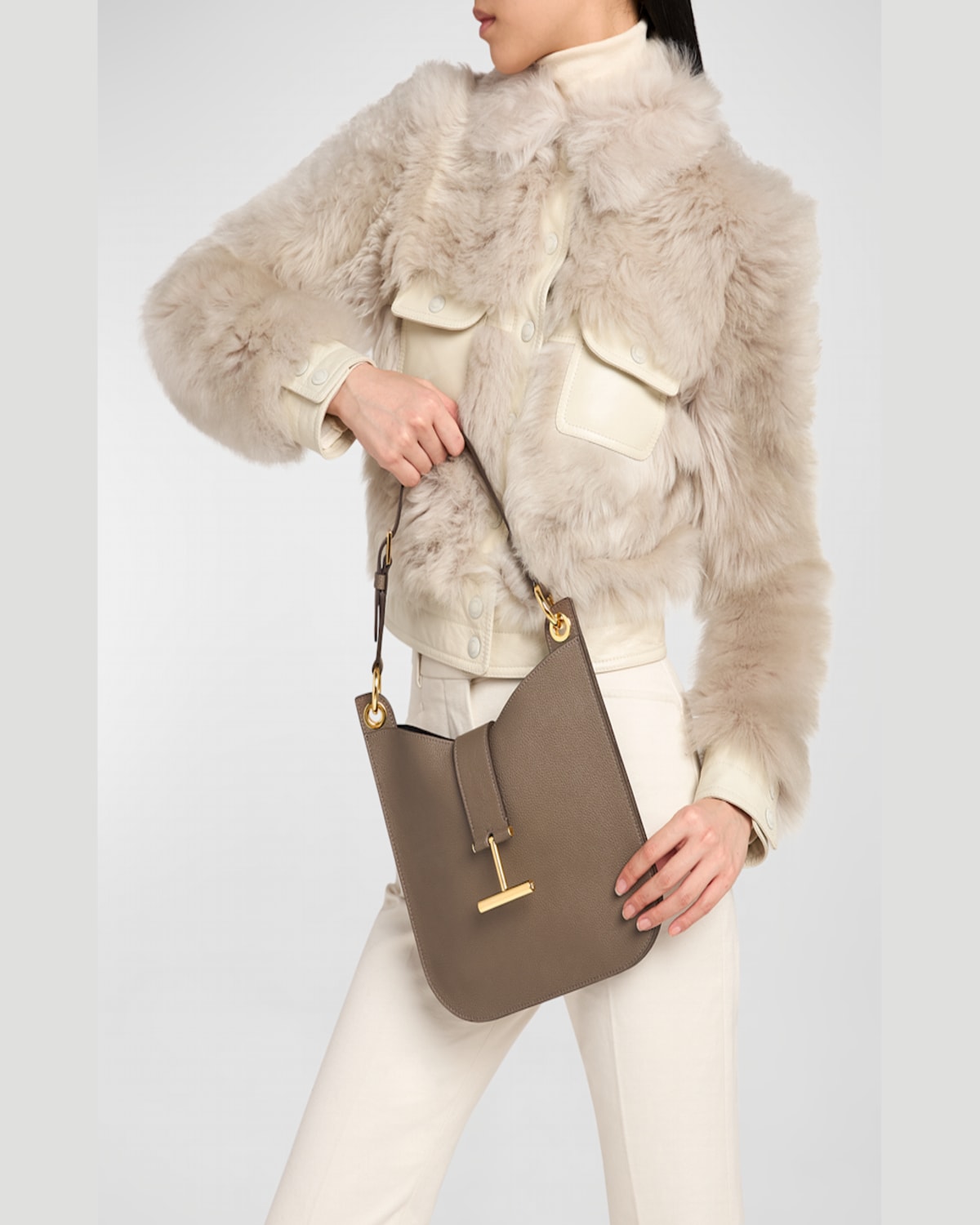 Tom Ford Tara Small Hobo Crossbody In Grained Leather In Greige