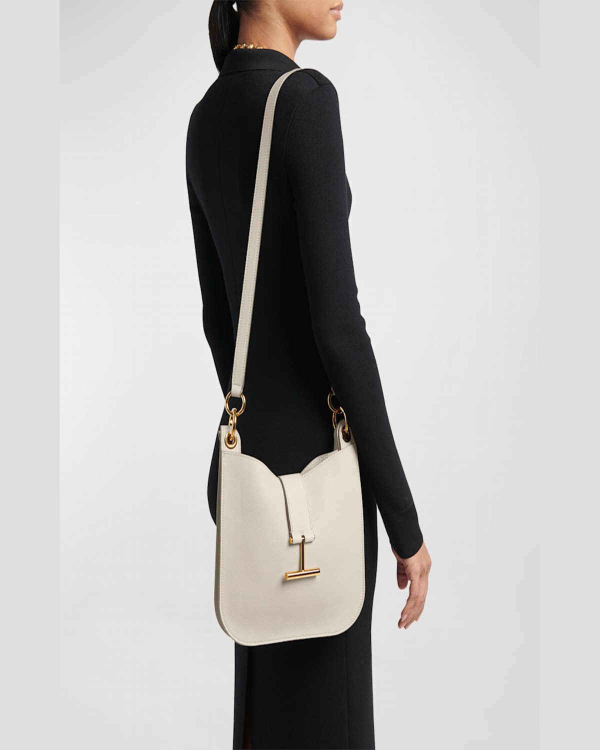 Tom Ford Tara Small Hobo Crossbody In Grained Leather In Neutral