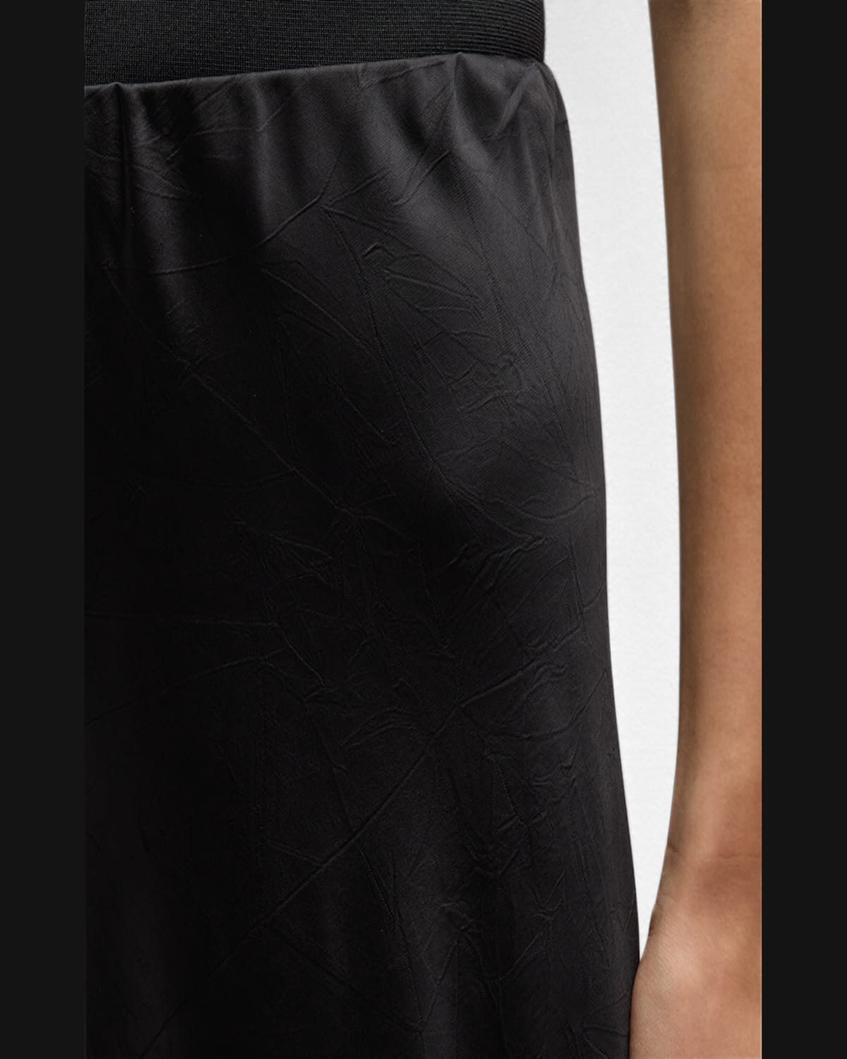 Vince Fluid Bias-cut Crushed Satin Pants In Rose Jam