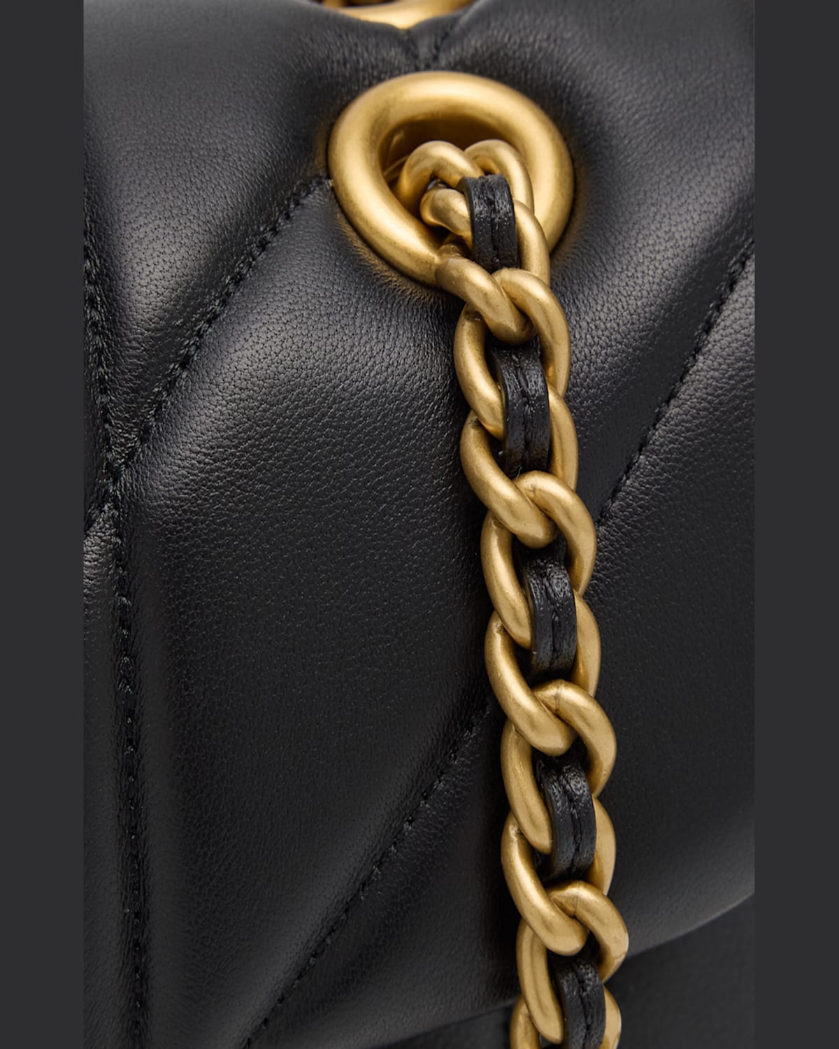 Coach Tabby 26 Black Quilted Crossbody Bag With Chain-link Leather Shoulder Straps And Logo Plaque On The  In Black