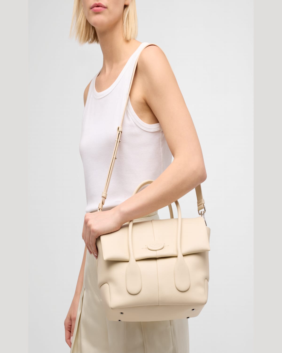 Tod's Flap Leather Top-handle Bag In Bianco Carrara