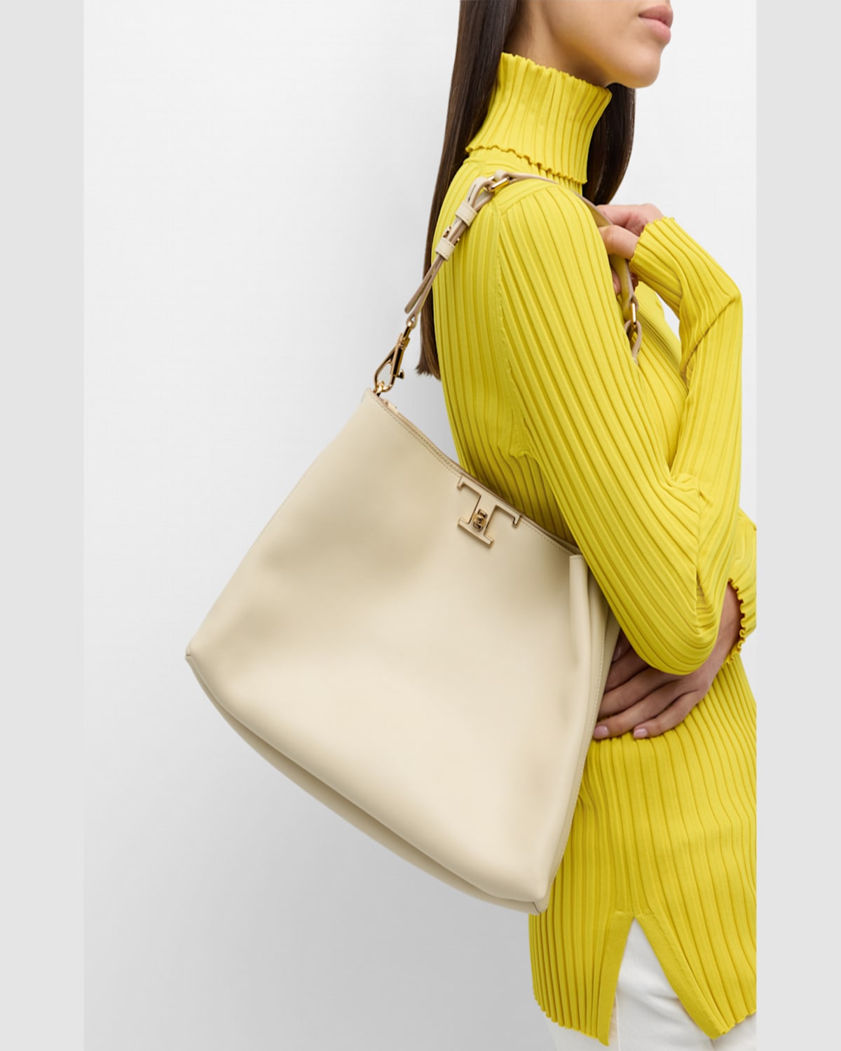 Shop Tod's Calf Leather Shoulder Bag In Bianco Carrara