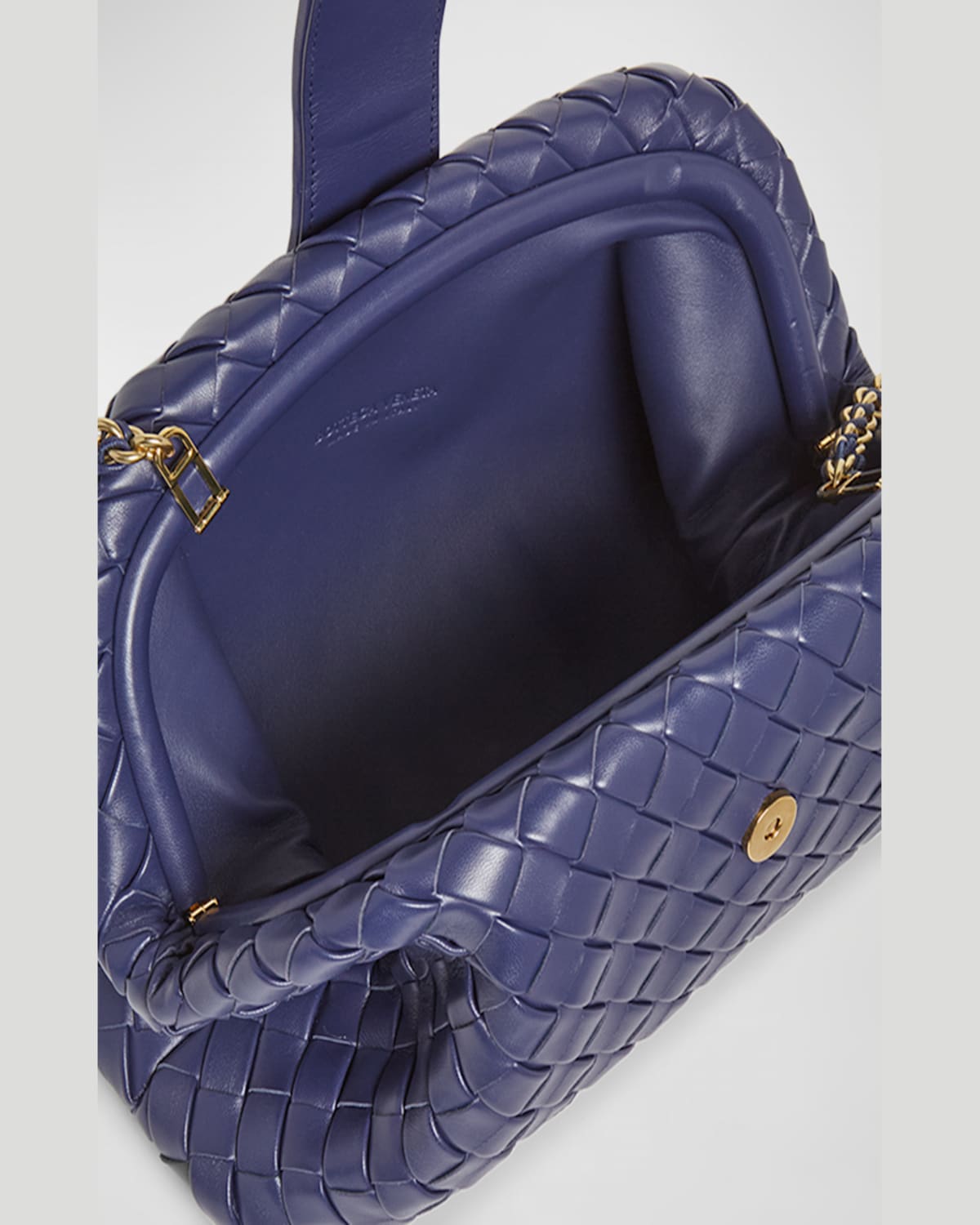 Bottega Veneta Womens Duke-m Brass Lauren Leather Clutch In Duke