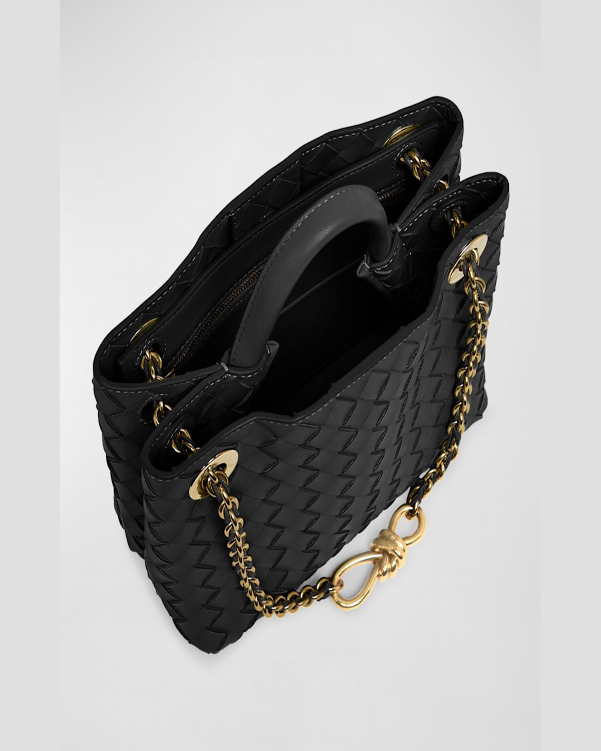 BOTTEGA VENETA SMALL ANDIAMO SHOULDER BAG WITH CHAIN STRAP