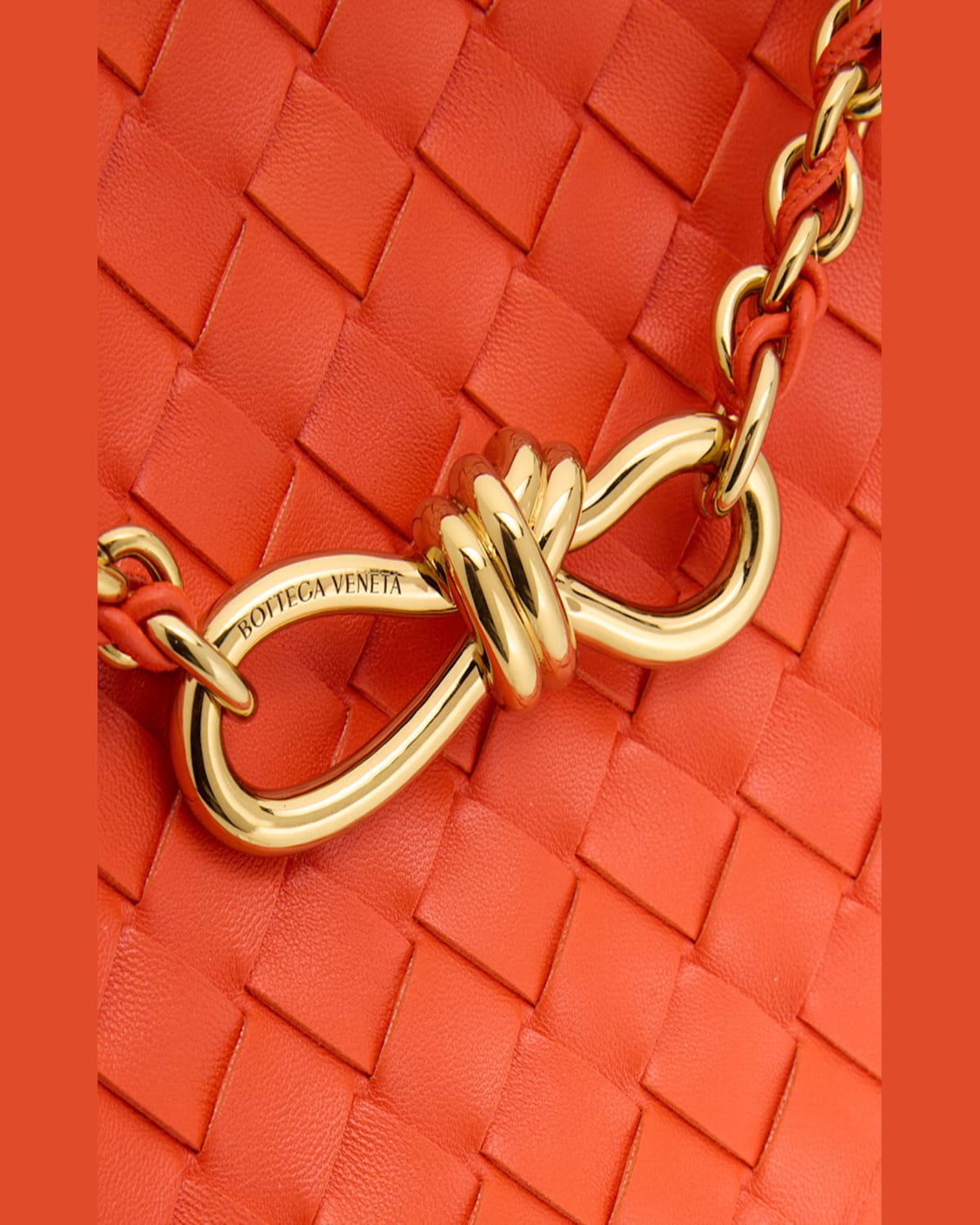 BOTTEGA VENETA SMALL ANDIAMO SHOULDER BAG WITH CHAIN STRAP