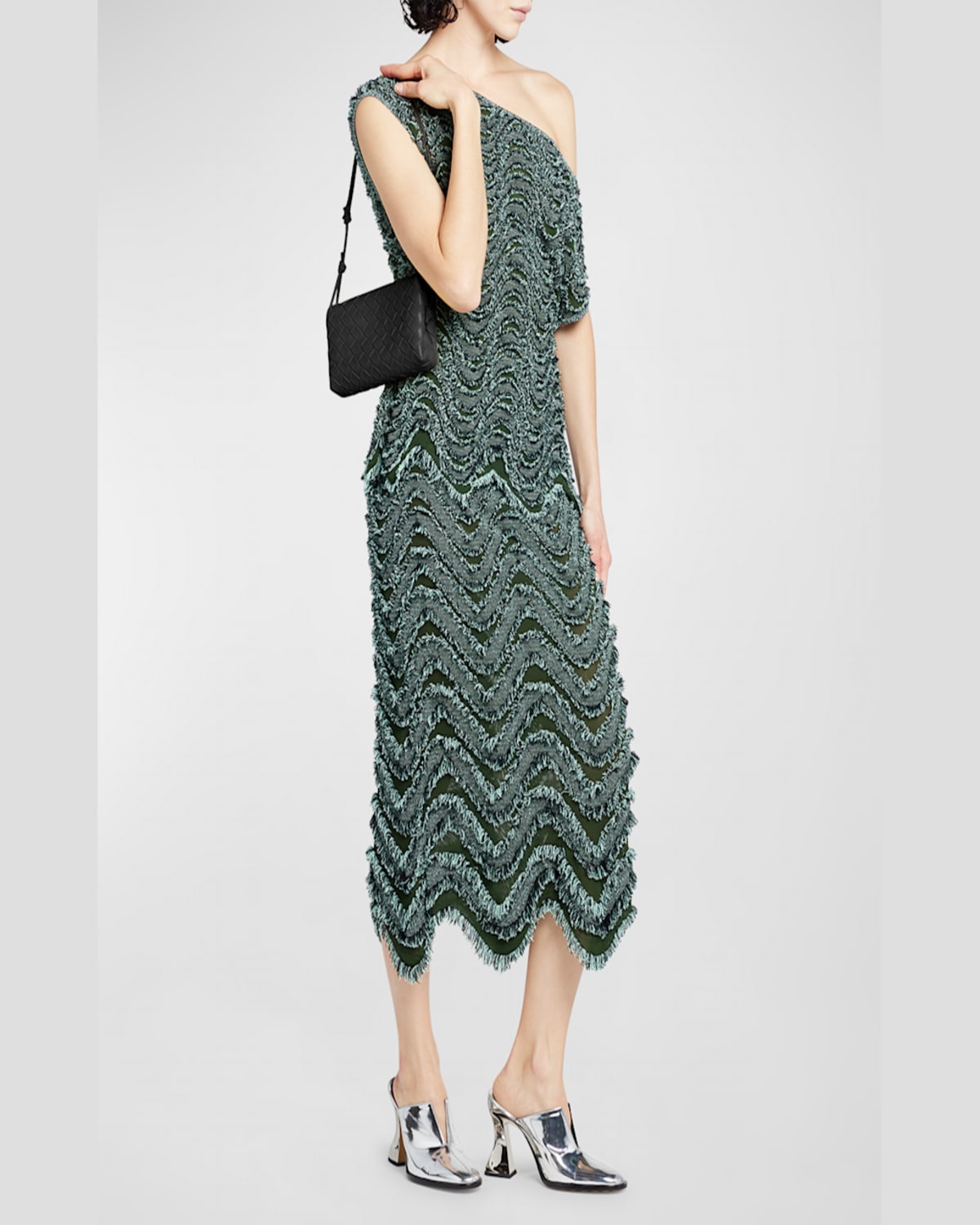 Shop Bottega Veneta Loop Shoulder Bag In Black Gold
