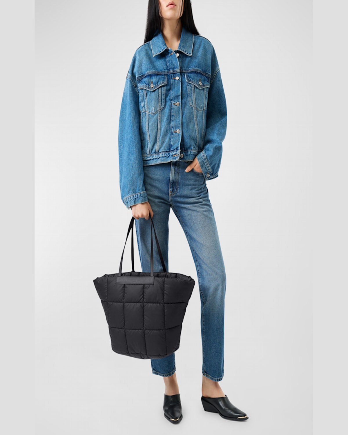 Veecollective Porter Max Quilted Tote Bag In Matt Black