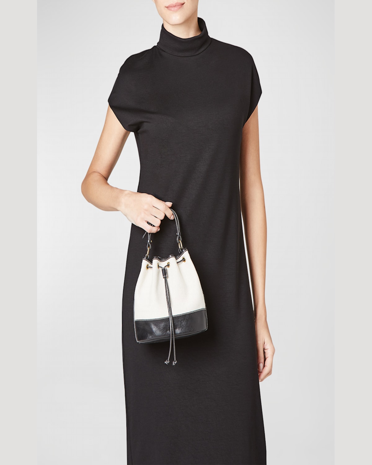 Il Bisonte Marini Drawstring Canvas Bucket Bag In Natural / Black