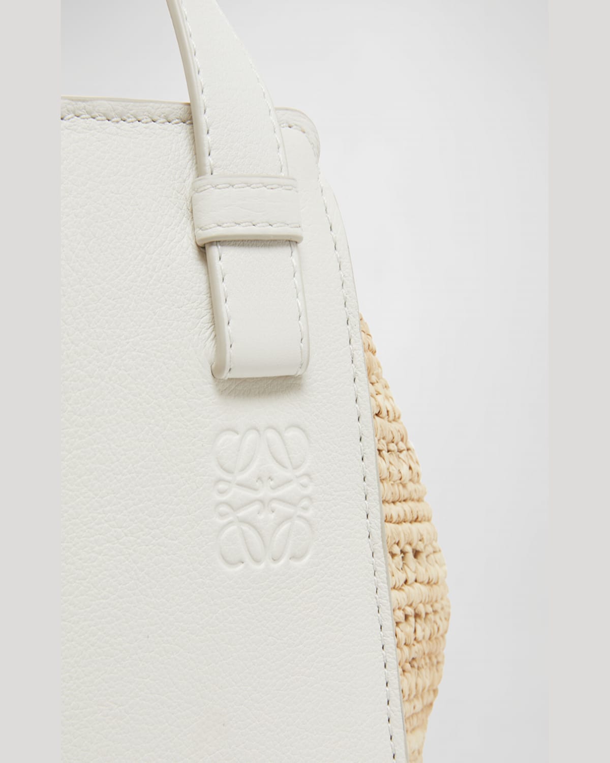 Loewe X Paula's Ibiza Hammock Compact Top-handle Bag In Raffia With Leather Handles In Soft White/natural