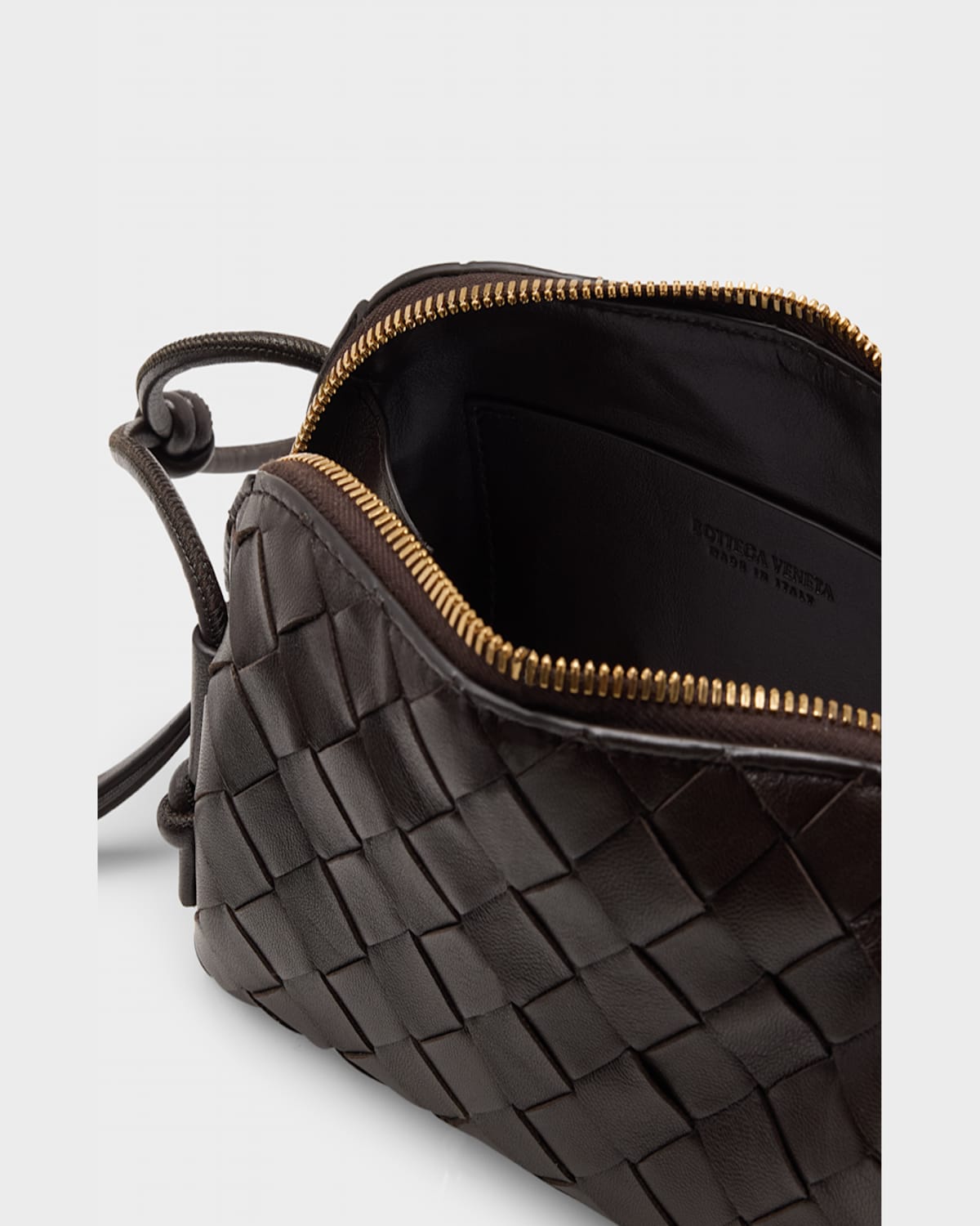 Bottega Veneta Zip Leather Pouch Shoulder Bag In Black