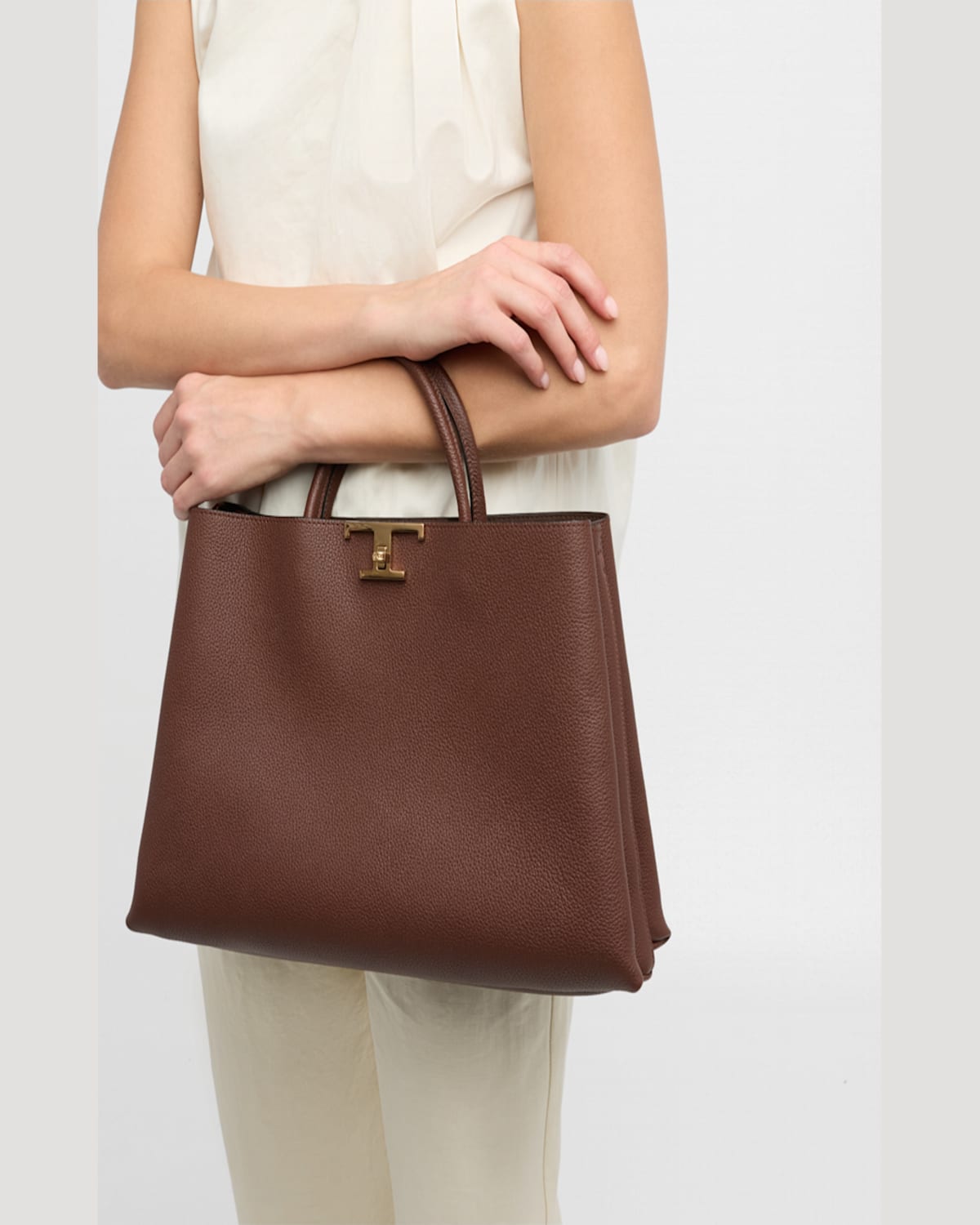 Tod's Calf Leather Top-handle Bag In Mogano