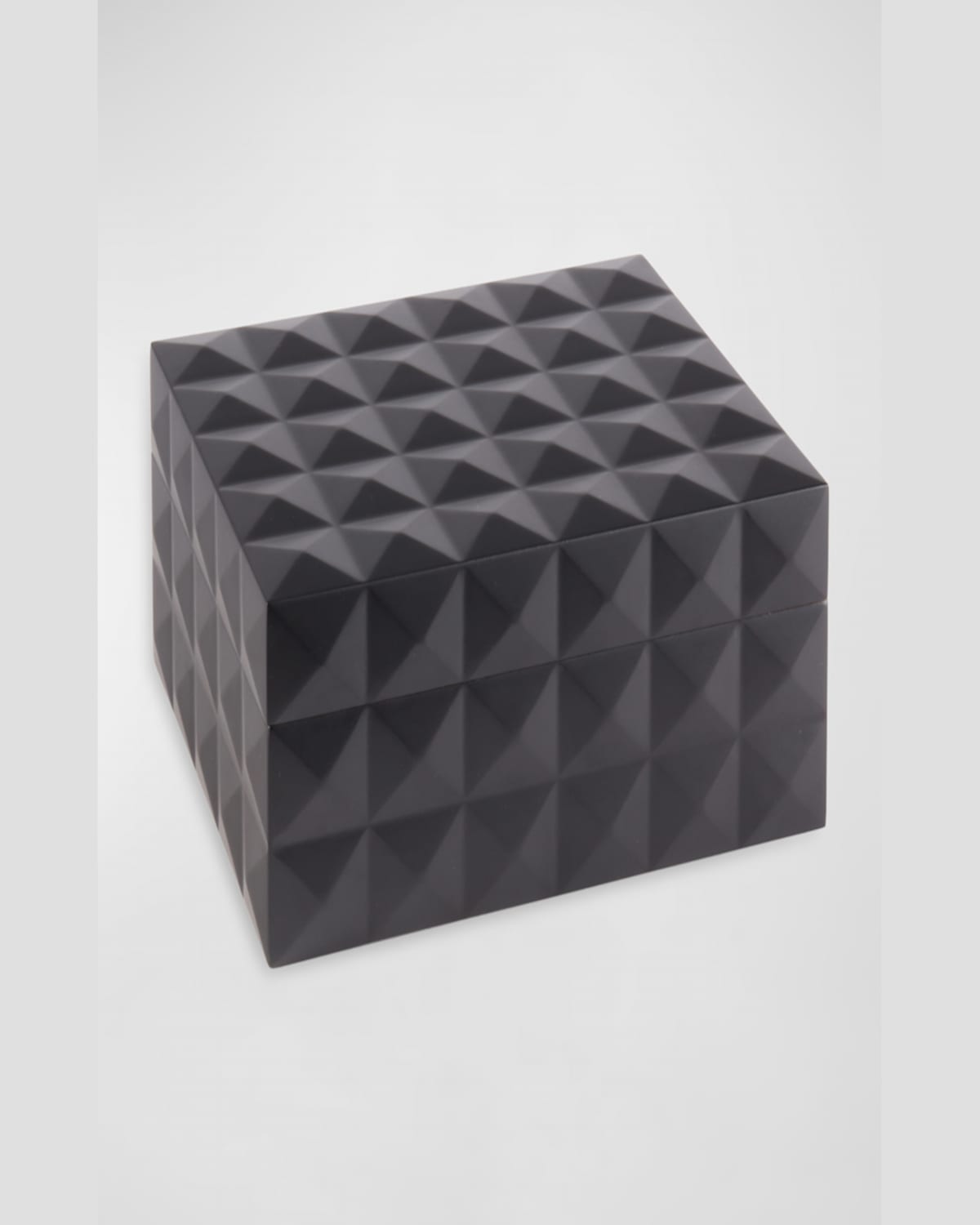 Bey-berk Richie Pyramid 75-cigar Humidor