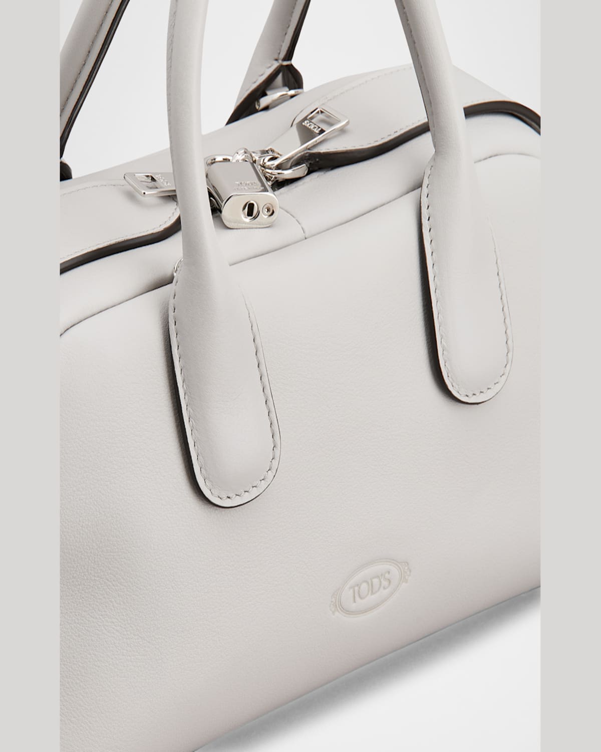 Tod's Small Darsena Leather Top Handle Bag In Gabbiano