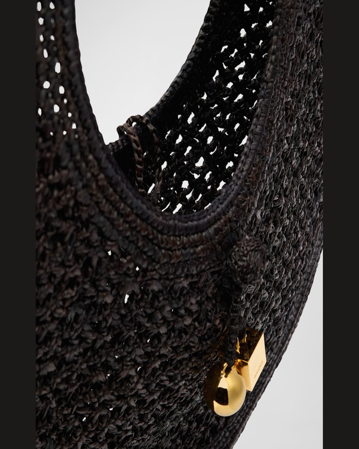 Jacquemus Le Rond Spiaggia Shoulder Bag In Raffia In Black