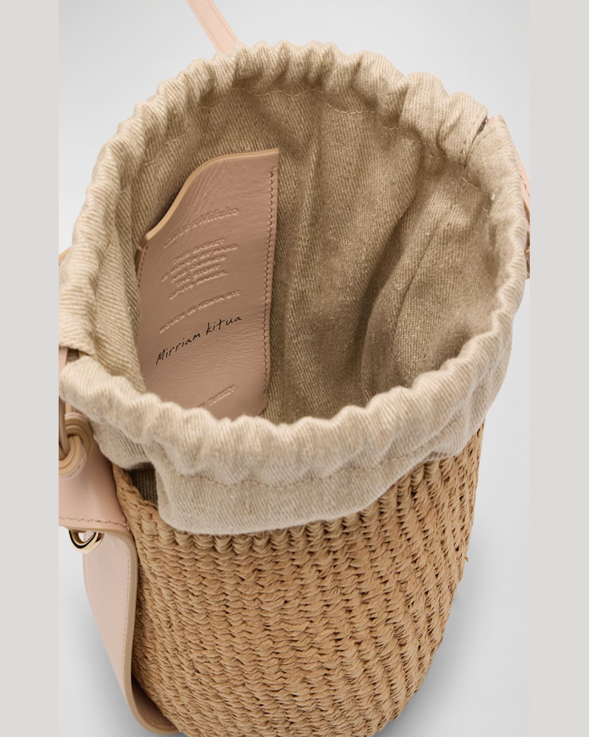 CHLOÉ X MIFUKO WOODY SMALL BUCKET BAG IN PAPER AND LEATHER 