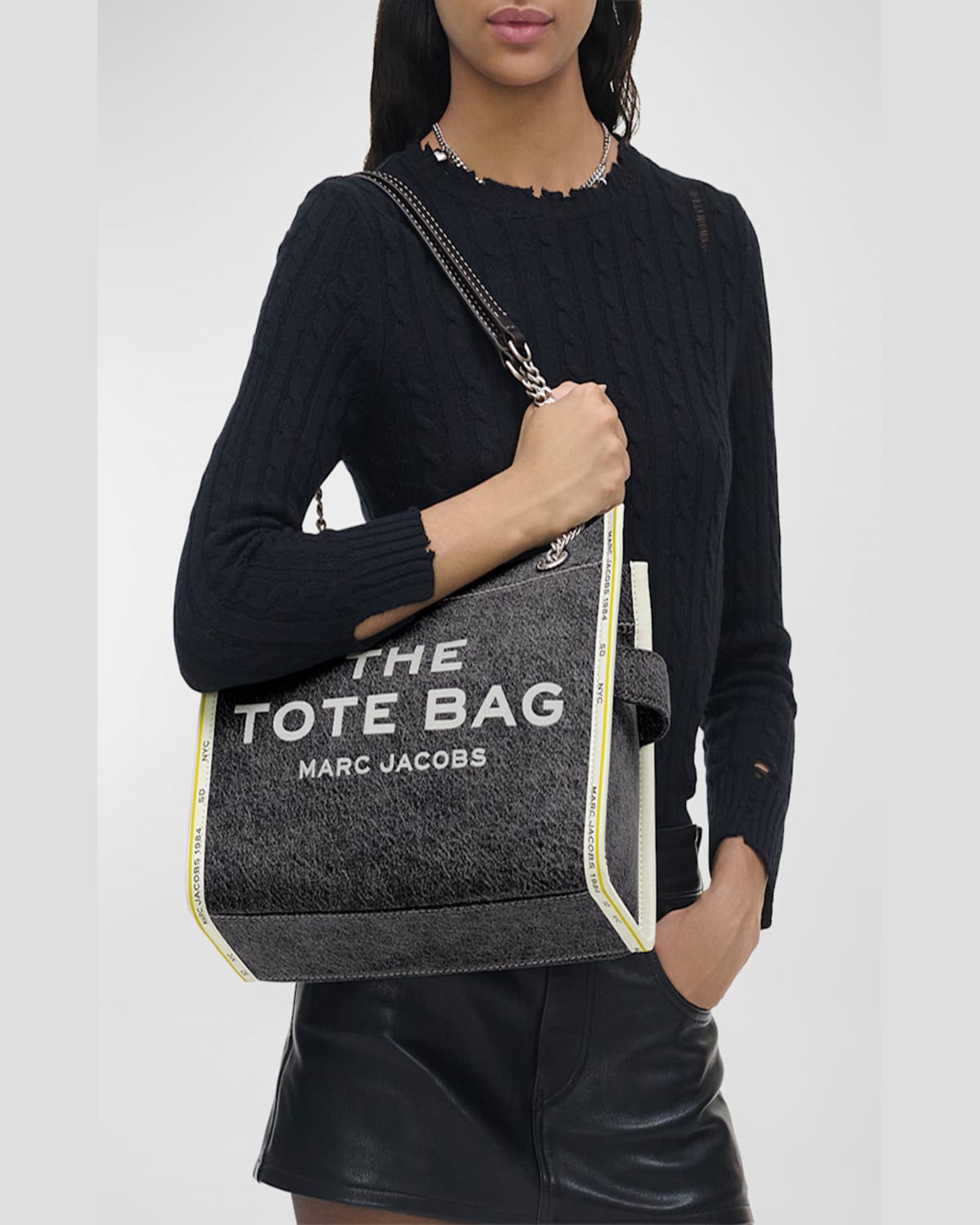 Marc Jacobs The Denim Chain Medium Tote Bag In Black