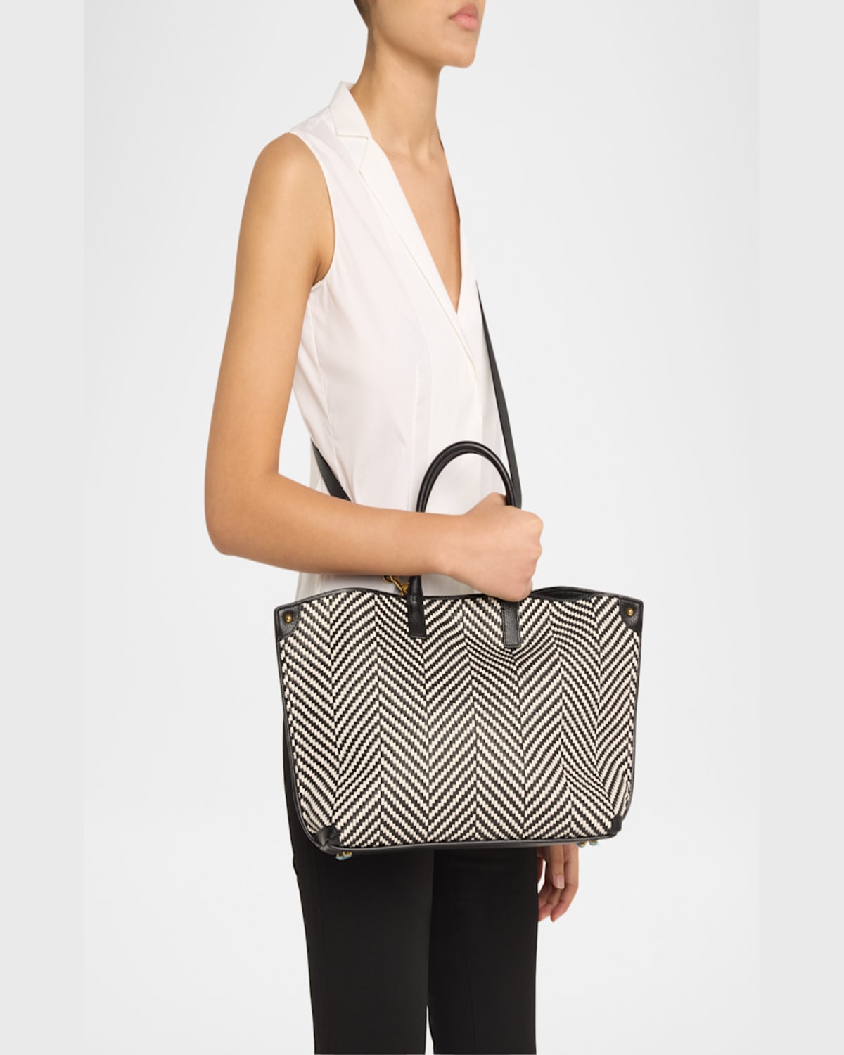 AKRIS AI SMALL BRAIDED LEATHER SHOULDER BAG 