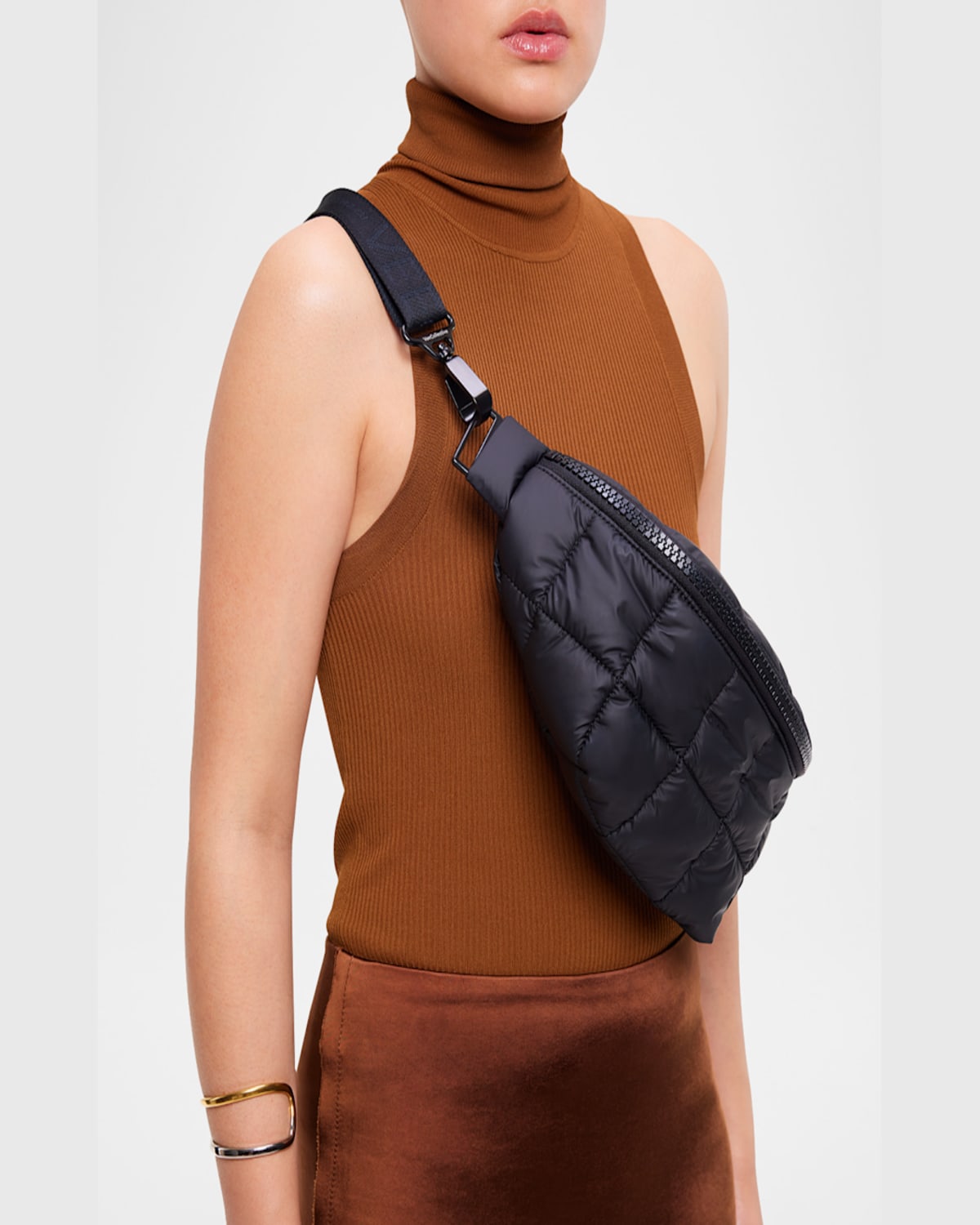 Veecollective Porter Sling Quilted Belt Bag In Black