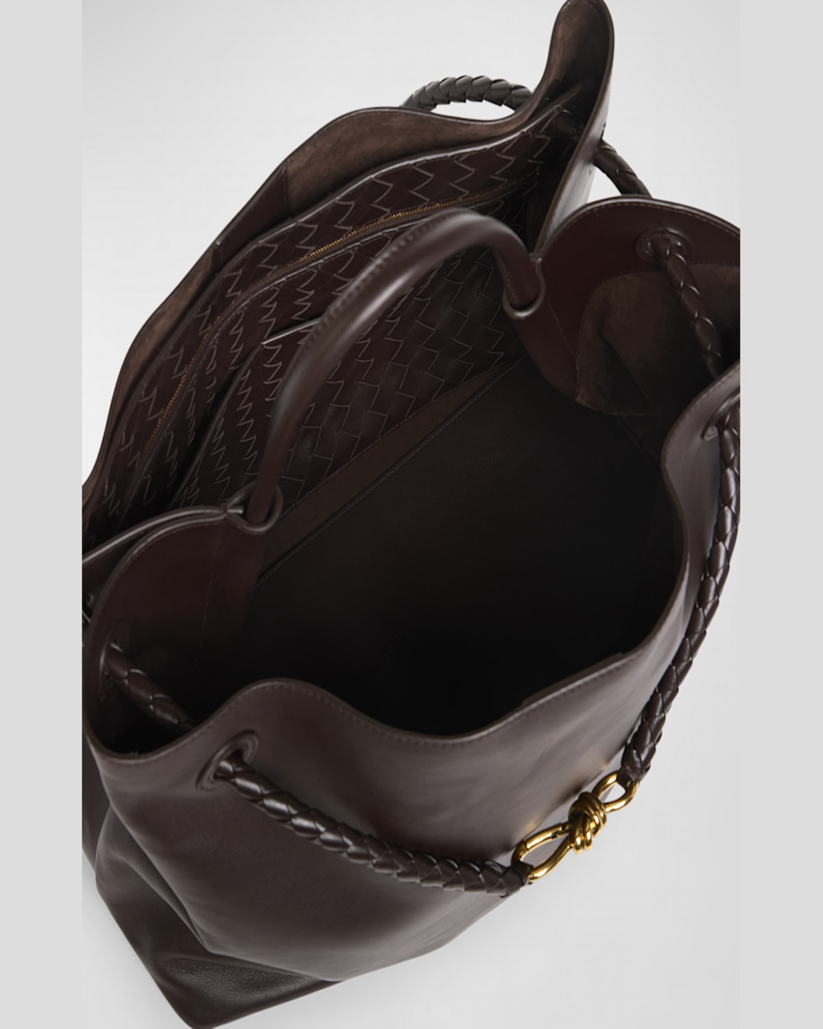 Bottega Veneta Andiamo Large Leather Tote Bag In Fondant