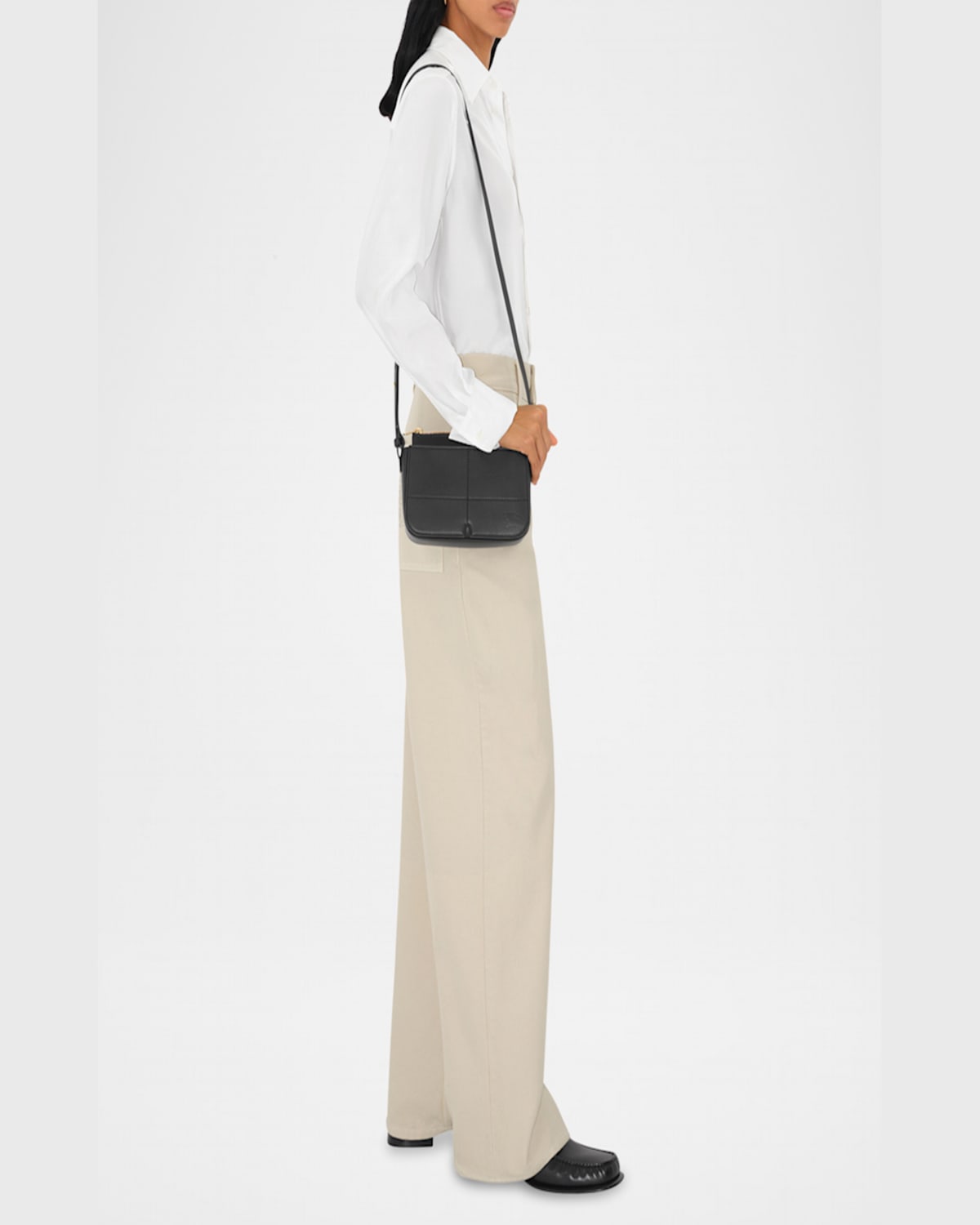 Burberry Snip Zip Leather Crossbody Bag In Black