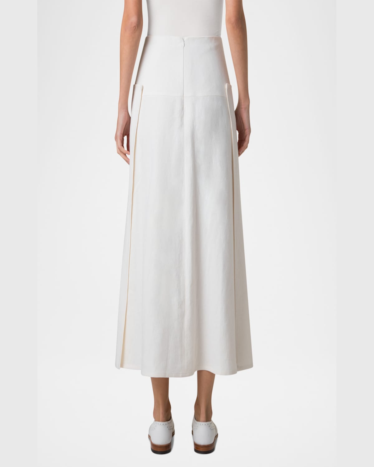 Shop Akris Stonewashed Linen-wool Pleated Midi Skirt In Ecru